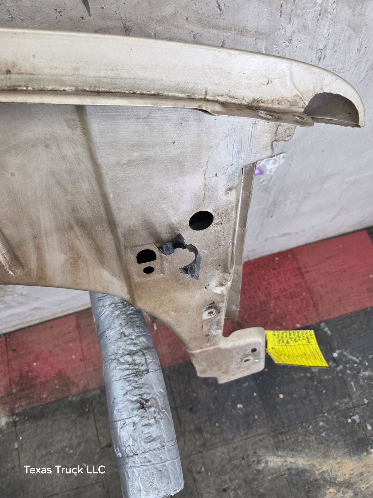 1988-1998 Chevrolet / GMC 1500 2500 3500 Left Hand Driver Side Front Fender