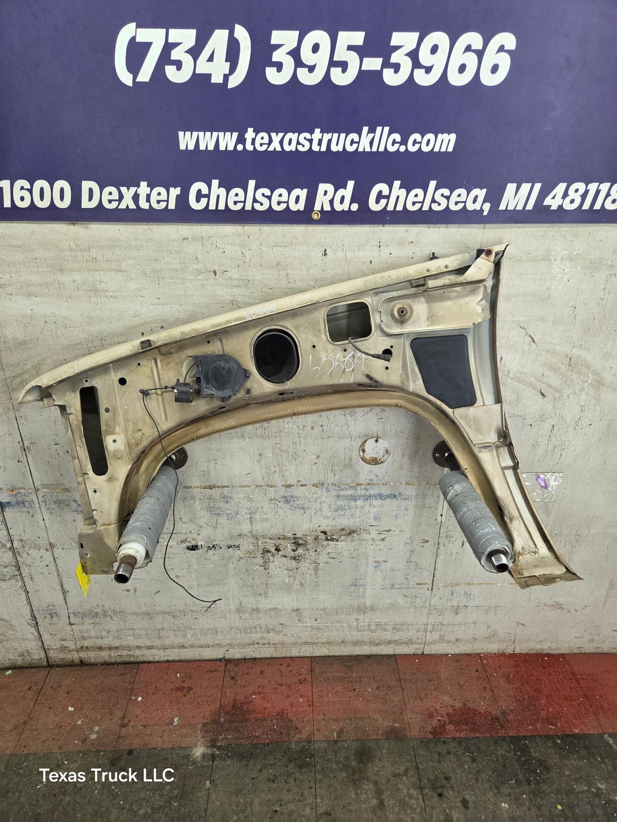 1988-1998 Chevrolet / GMC 1500 2500 3500 Right Hand Passenger Side Front Fender
