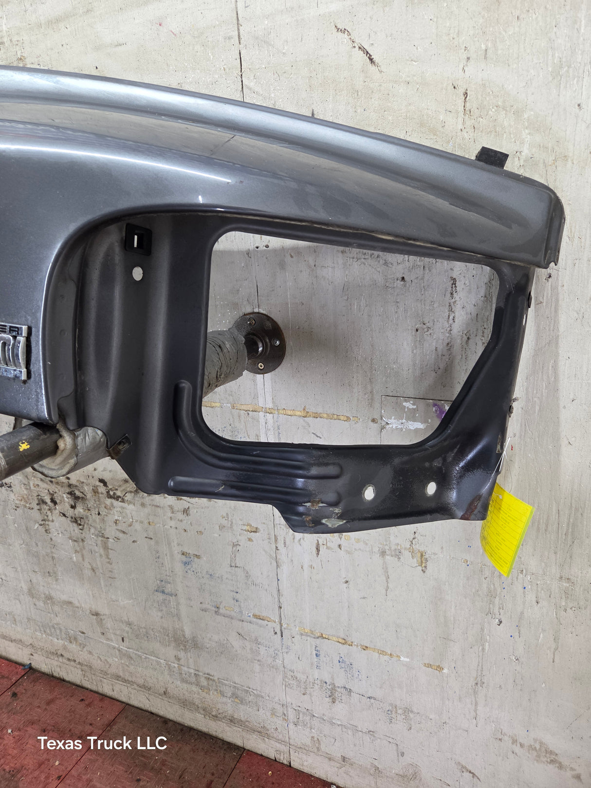 2003-2005 Dodge Ram 3rd Gen 1500 2500 3500 RH Passenger Side Fender