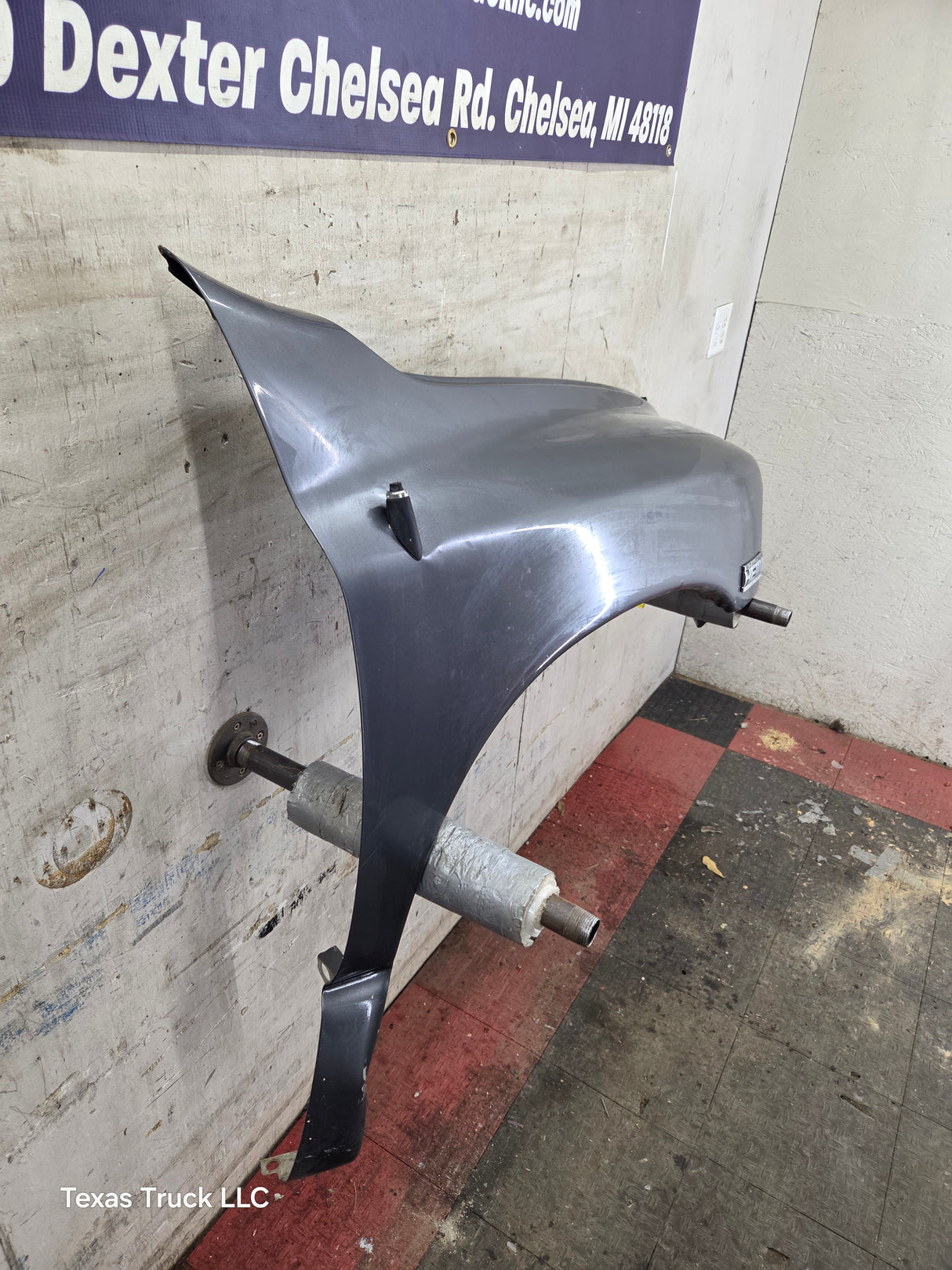 2003-2005 Dodge Ram 3rd Gen 1500 2500 3500 RH Passenger Side Fender