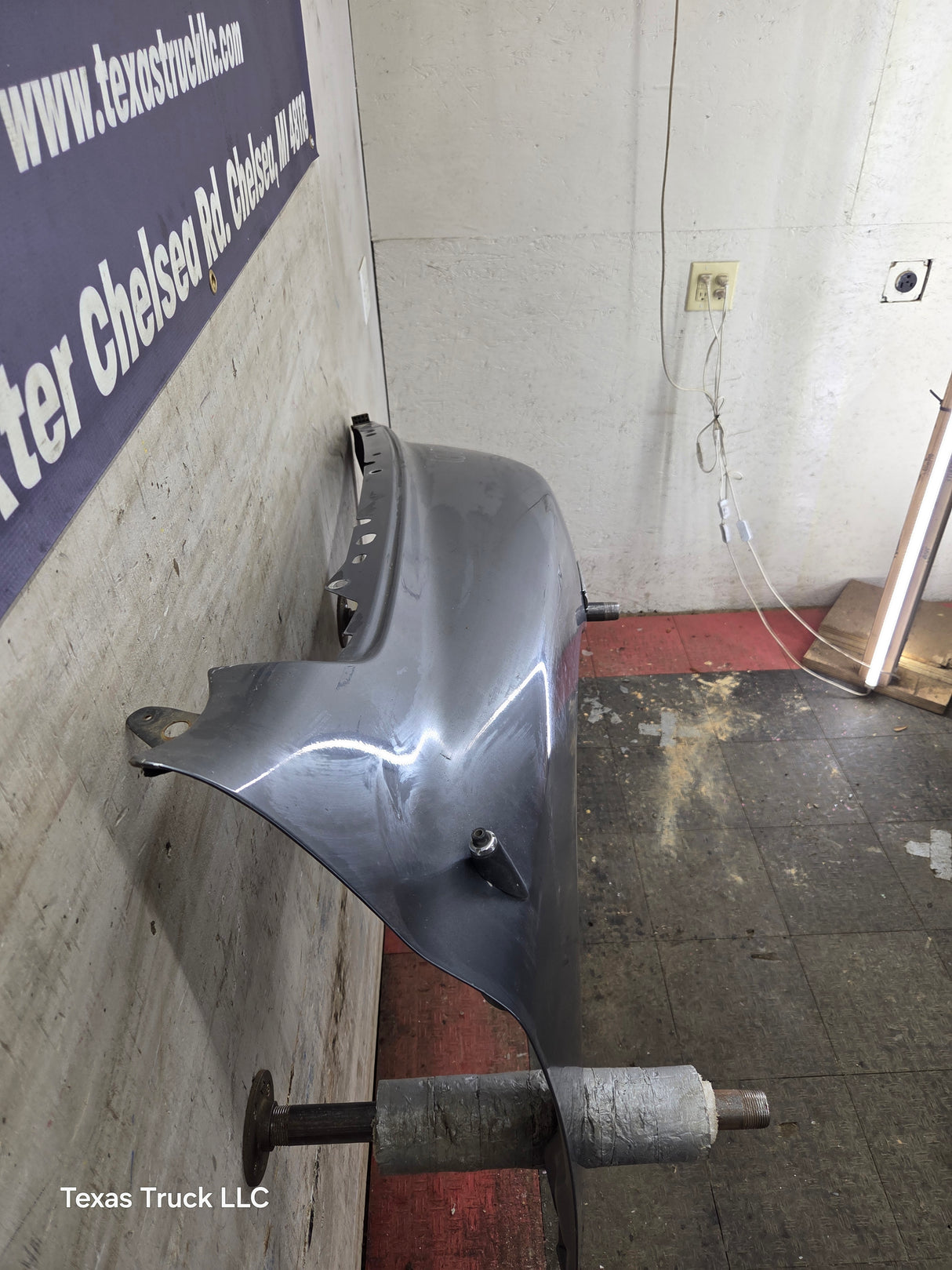 2003-2005 Dodge Ram 3rd Gen 1500 2500 3500 RH Passenger Side Fender
