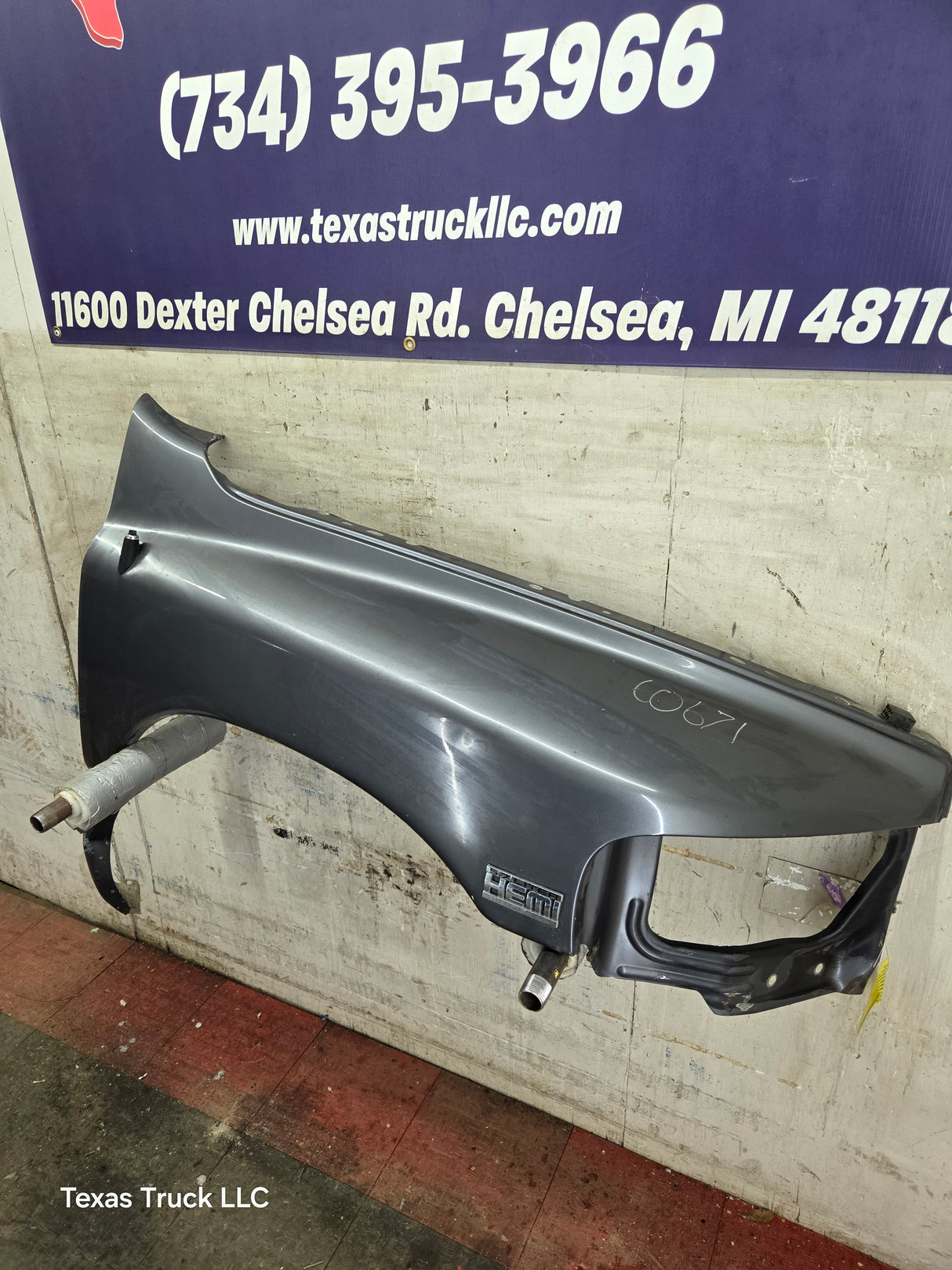 2003-2005 Dodge Ram 3rd Gen 1500 2500 3500 RH Passenger Side Fender