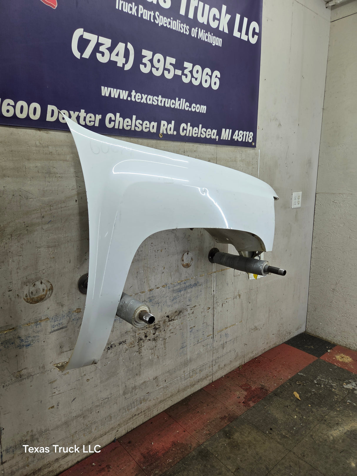 2007-2013 Chevrolet Silverado Passenger Side Front RH Fender 1500 2500 3500 HD