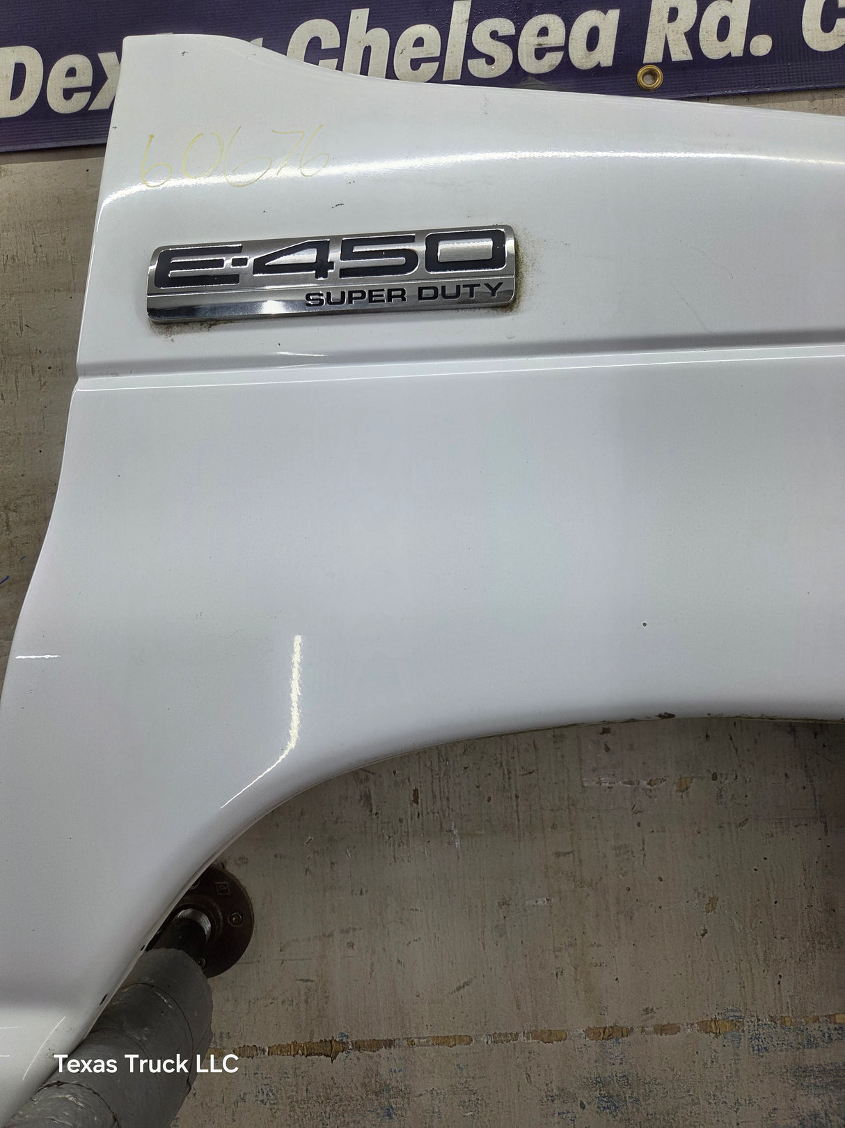 1999-2007 Ford Super Duty RH Passenger Side Front Fender E150 E250 E350 E450 E550 Econoline