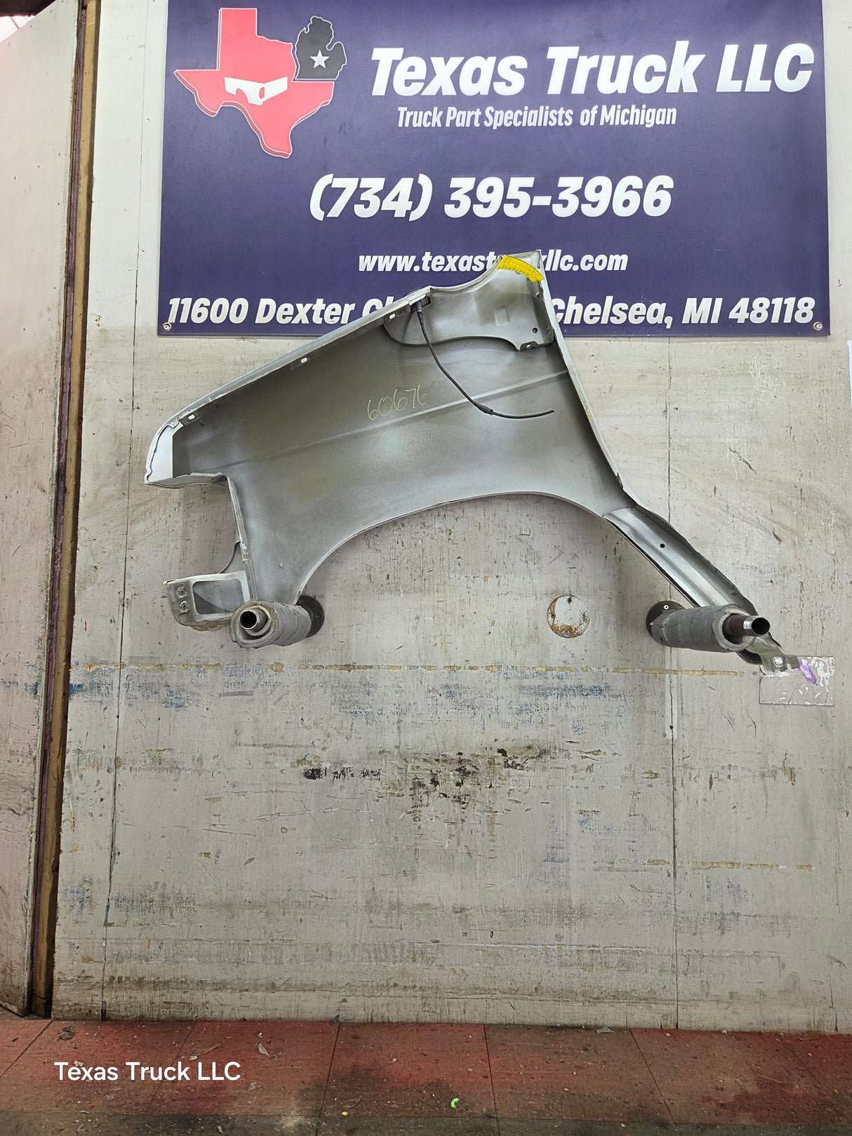 1999-2007 Ford Super Duty RH Passenger Side Front Fender E150 E250 E350 E450 E550 Econoline