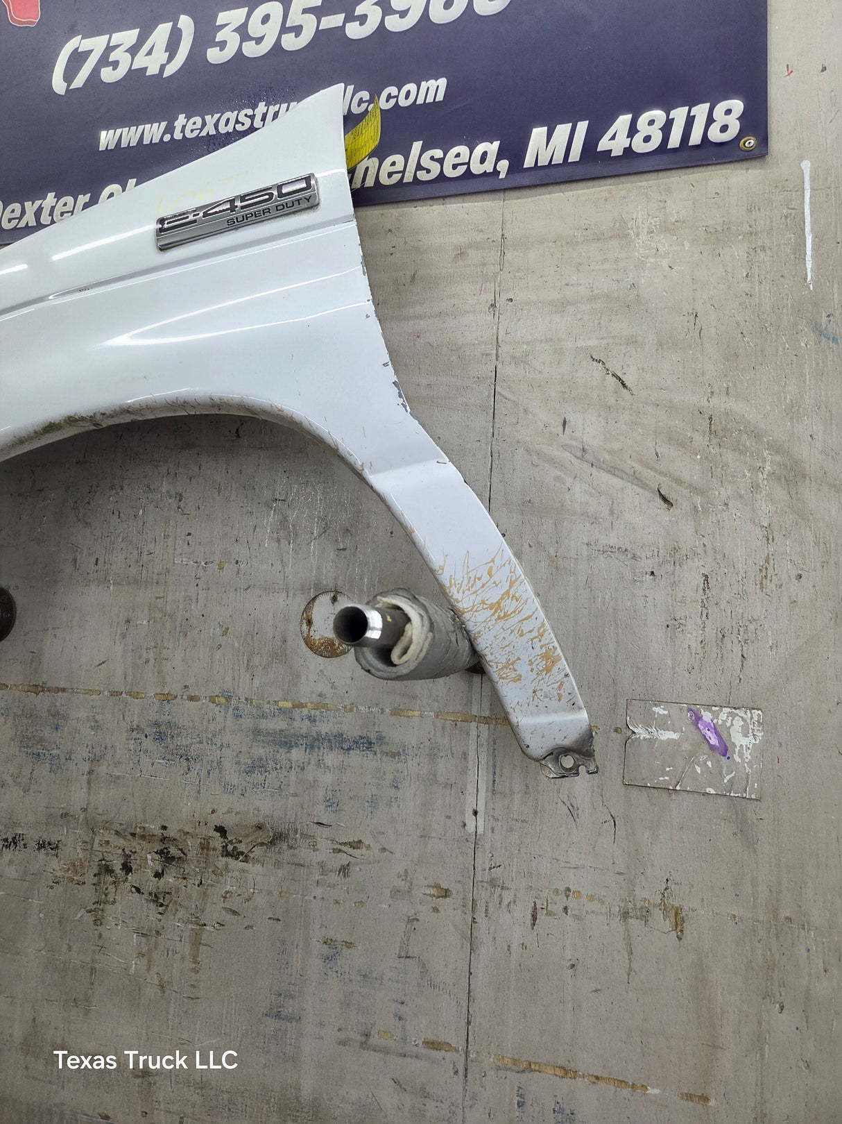 1999-2007 Ford Super Duty LH Driver Side Front Fender E150 E250 E350 E450 E550 Econoline