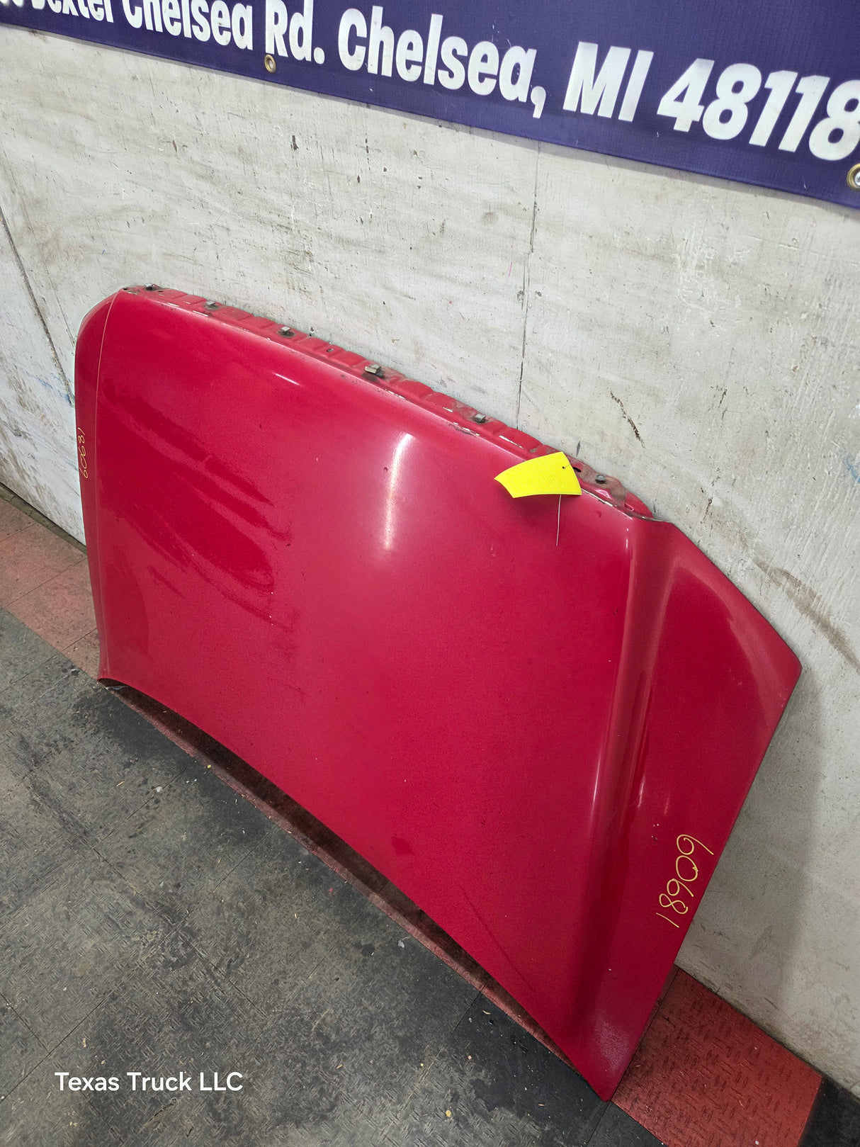 2004-2008 Ford F150 Hood