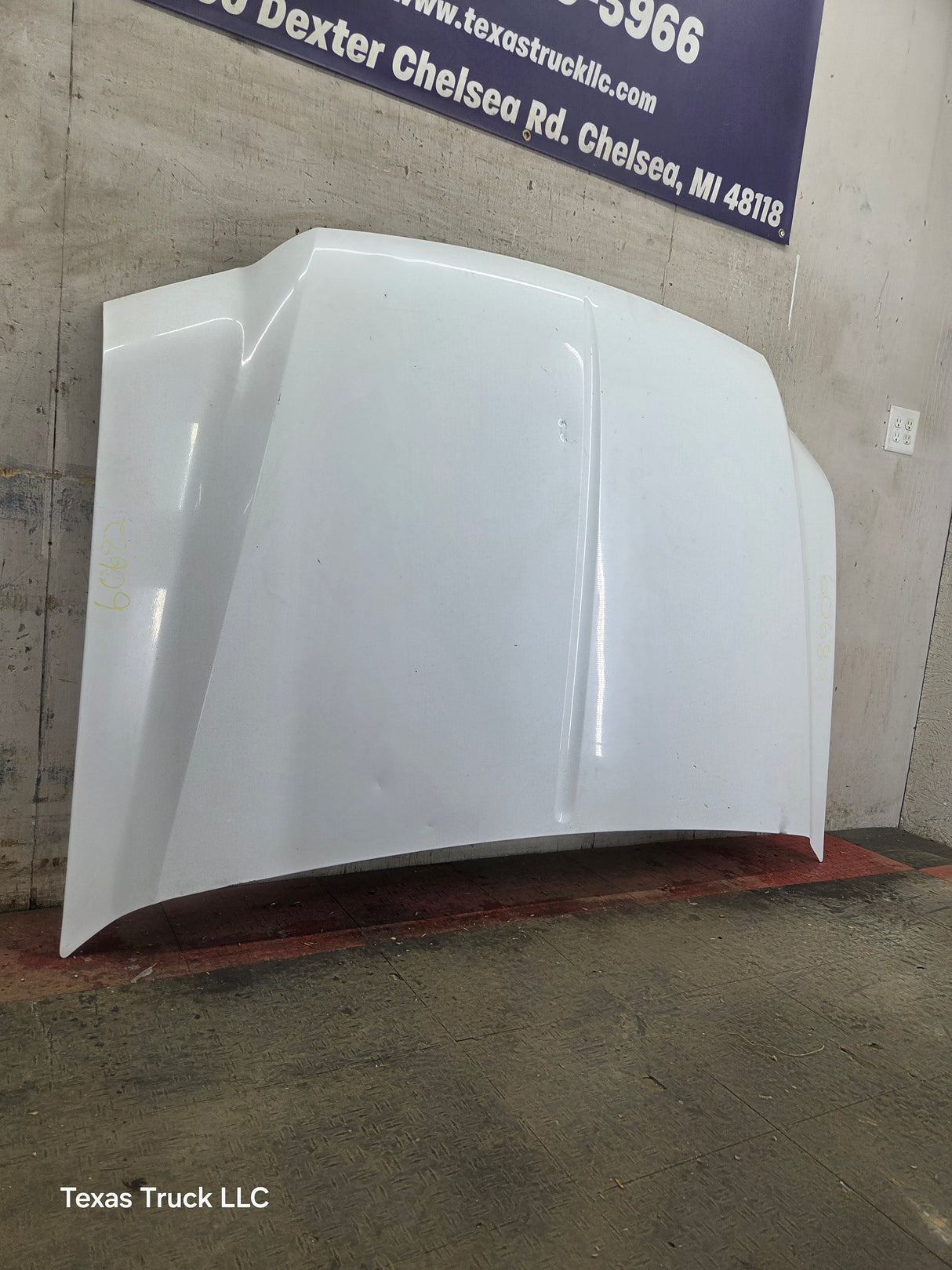 1999-2007 Ford Super Duty Hood F250 F350 F450 F550