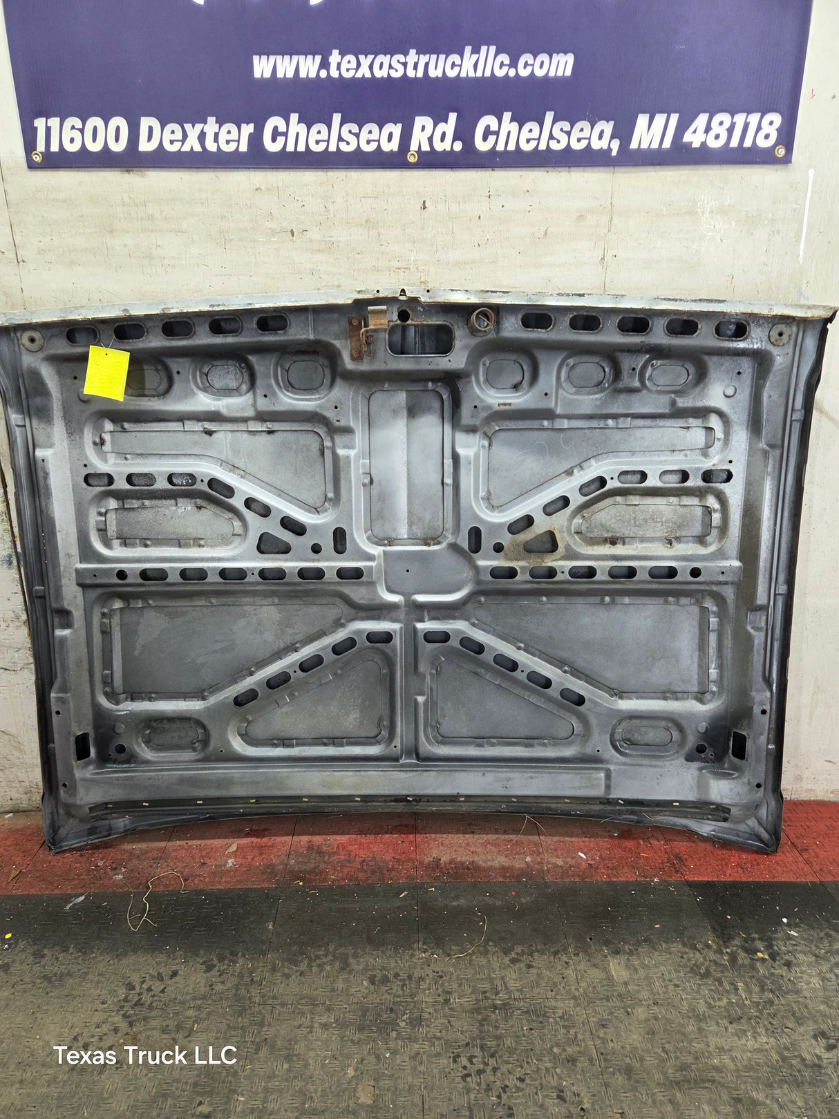 1981-1991 Chevrolet Silverado / GMC Sierra Square Body Hood C10 C20 C30 Suburban K5 K10 K20 Blazer