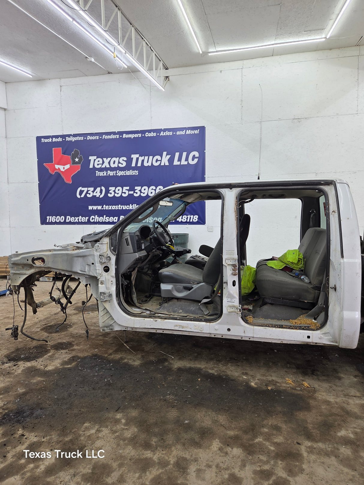 2005-2007 Ford Super Duty F250 F350 F450 F550 XLT 4 Door Crew Cab