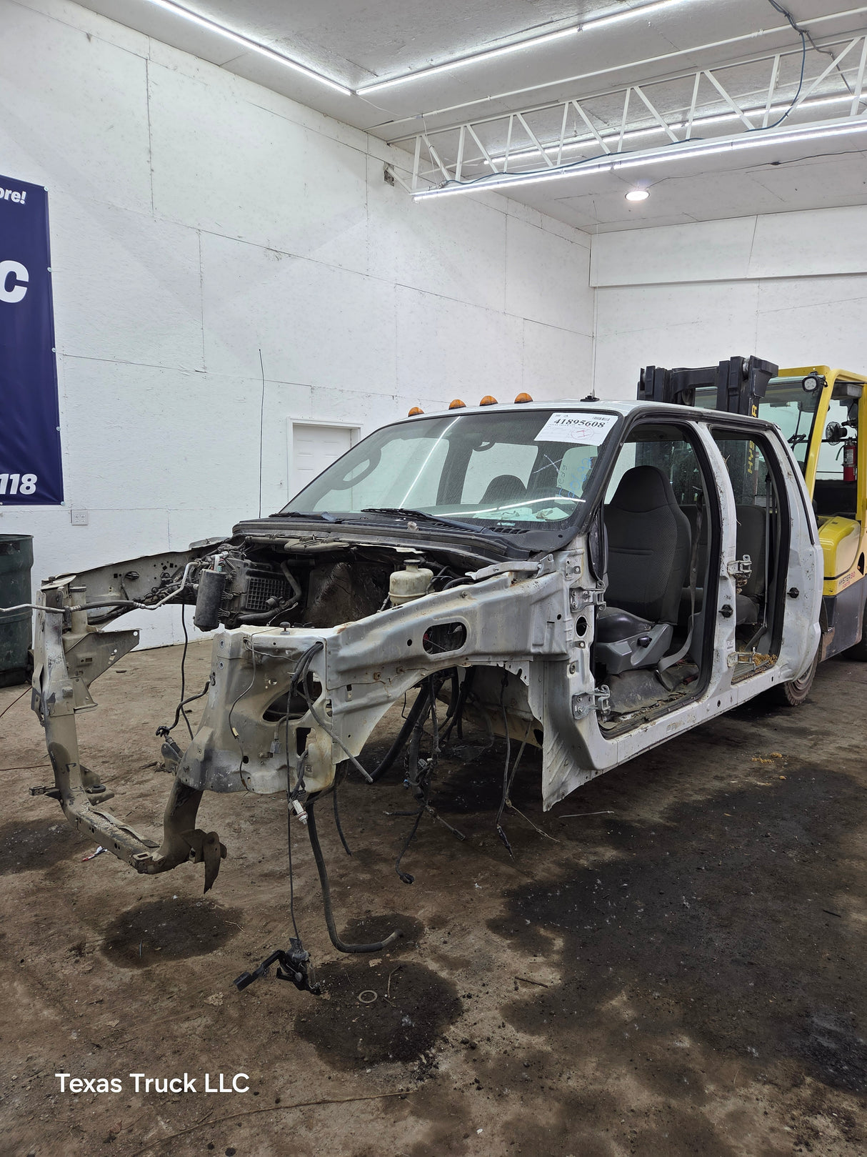 2005-2007 Ford Super Duty F250 F350 F450 F550 XLT 4 Door Crew Cab