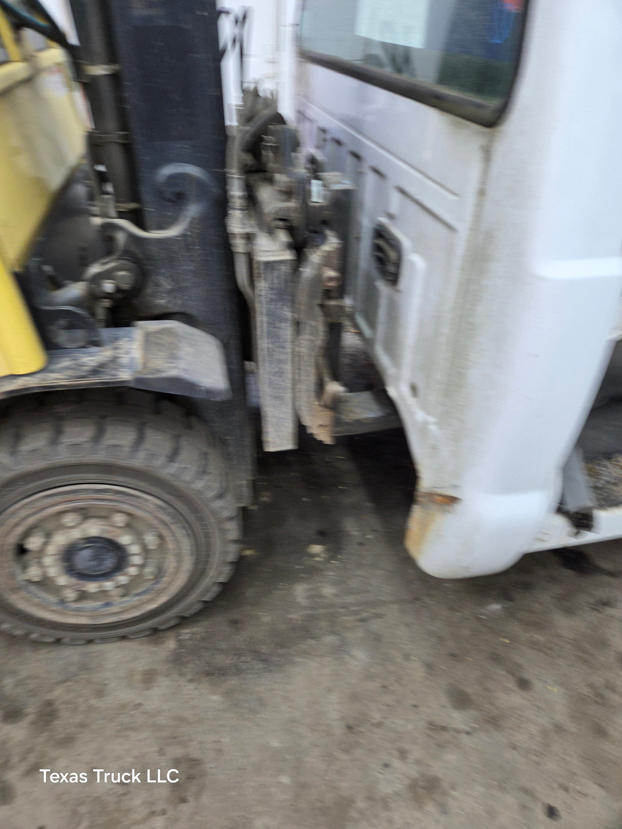 2005-2007 Ford Super Duty F250 F350 F450 F550 XLT 4 Door Crew Cab