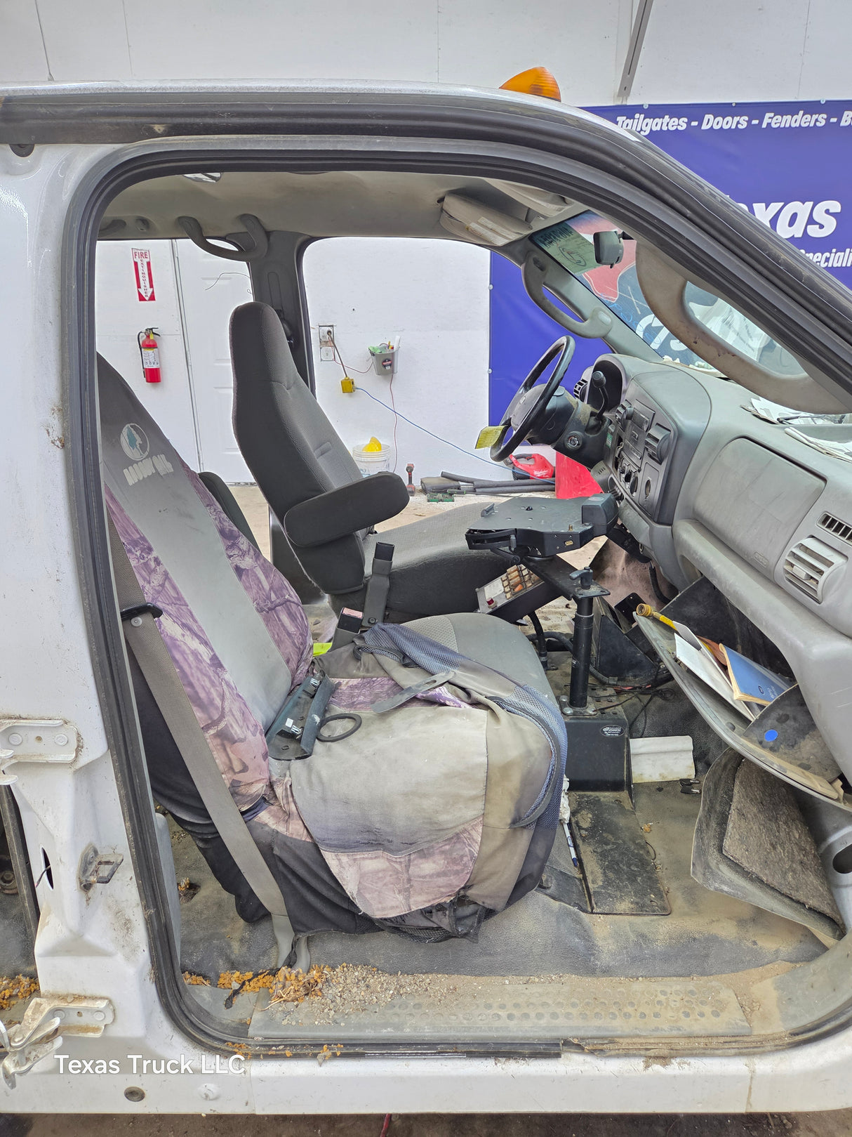 2005-2007 Ford Super Duty F250 F350 F450 F550 XLT 4 Door Crew Cab
