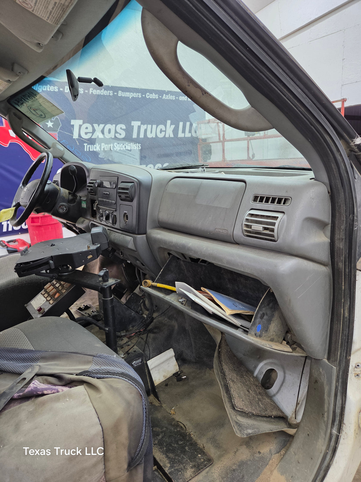 2005-2007 Ford Super Duty F250 F350 F450 F550 XLT 4 Door Crew Cab