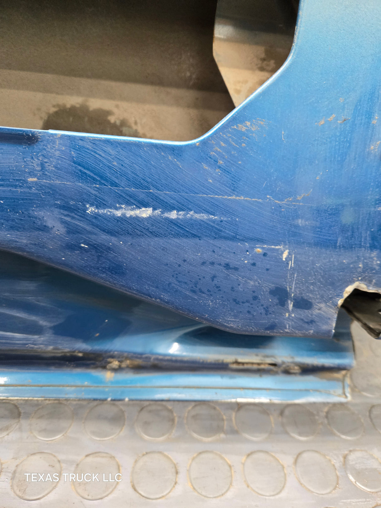 1999-2007 Ford Super Duty F250 F350 F450 F550 LH Extended Cab Driver Side Rear Door