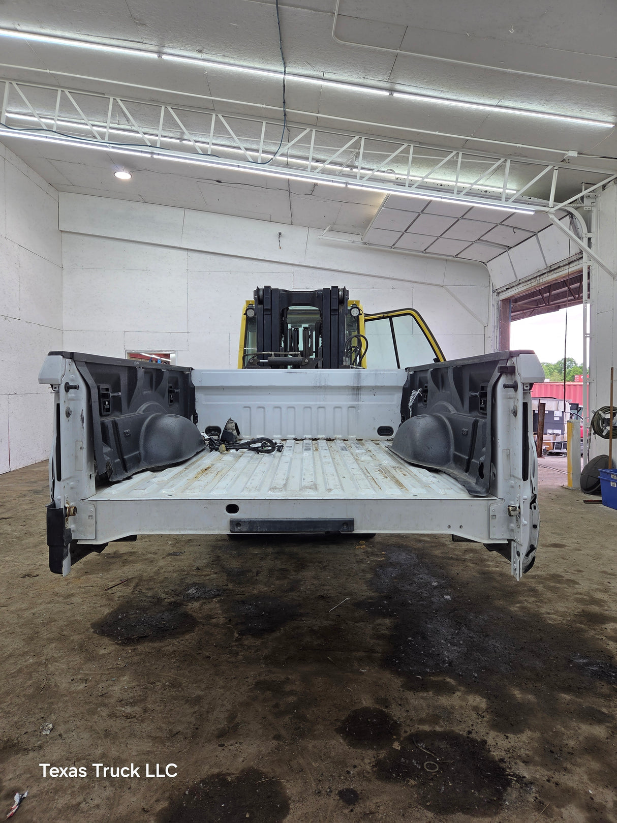 2017-2022 Ford F250 F350 Super Duty 6' 9" Short Truck Bed