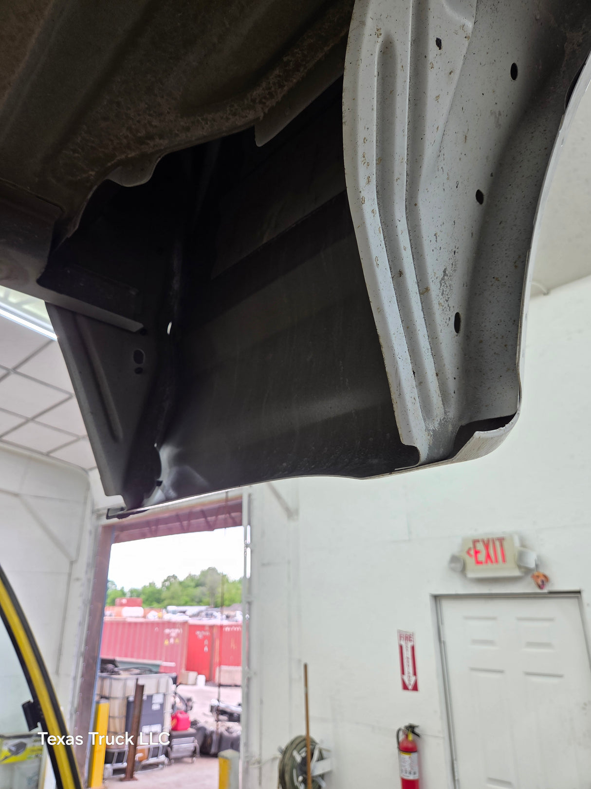 2017-2022 Ford F250 F350 Super Duty 6' 9" Short Truck Bed