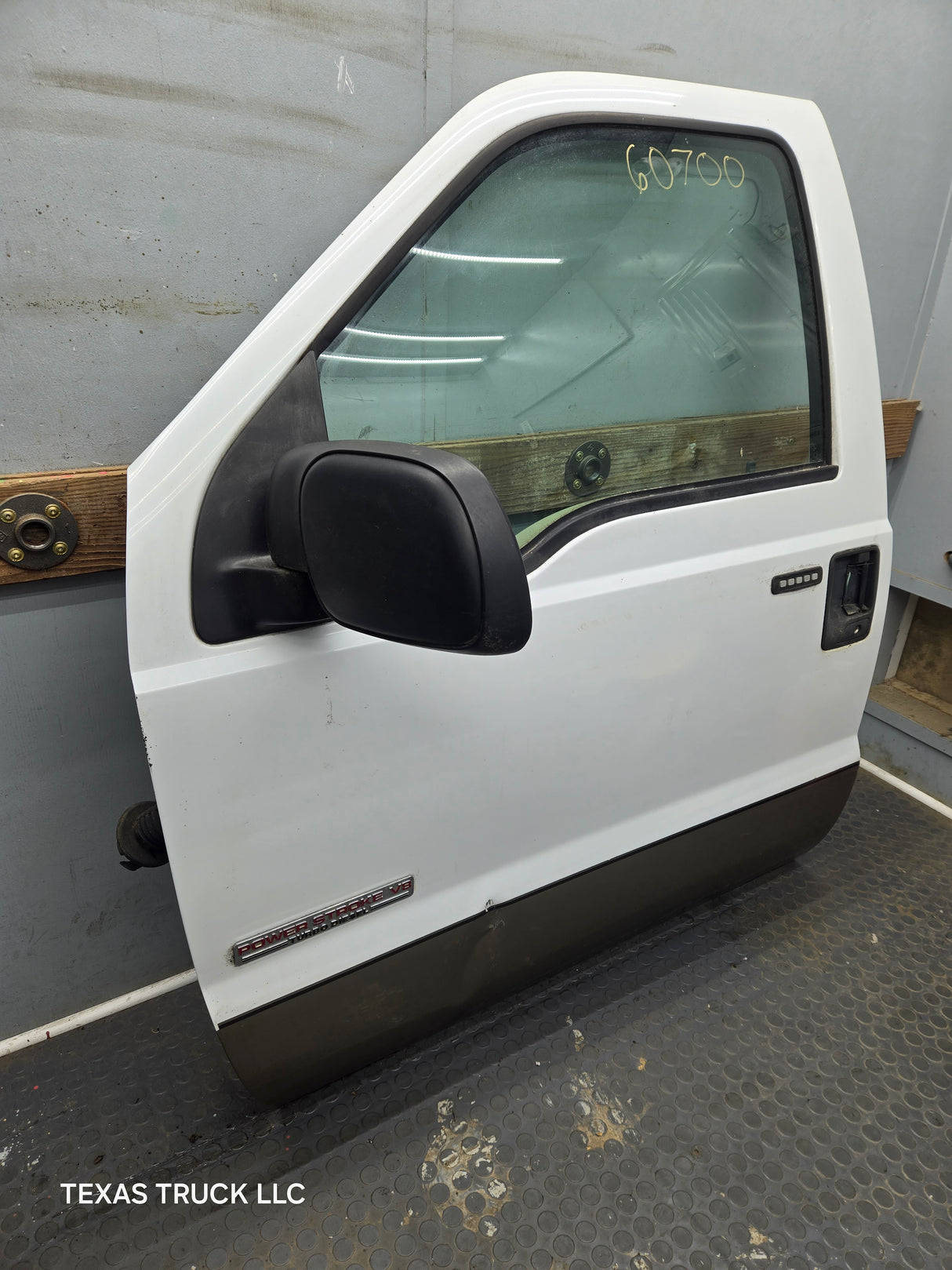 1999-2011 Ford Super Duty LH Driver Side Front Door F250 F350 F450 F550