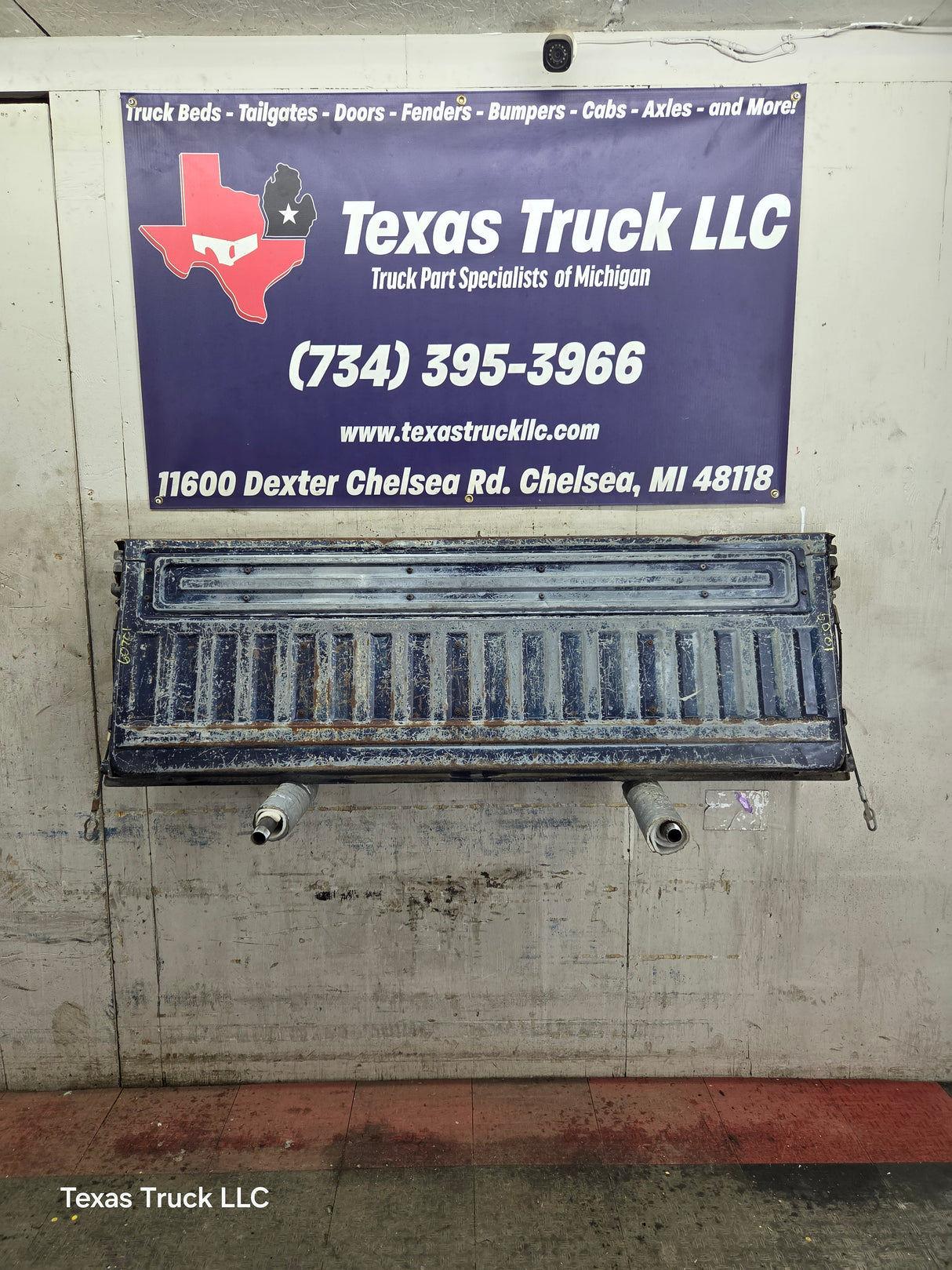 1980-1986 Bullnose / Bricknose / OBS Ford F100 F150 F250 F350 Tailgate