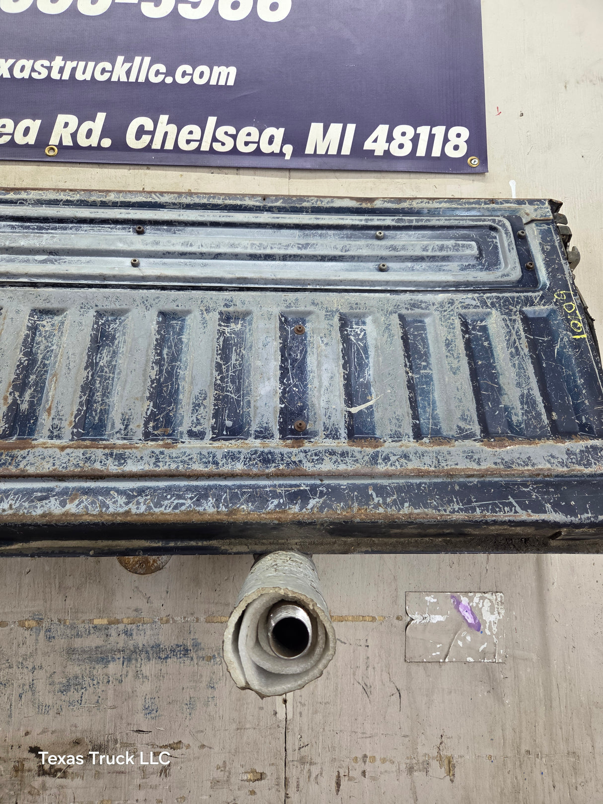 1980-1986 Bullnose / Bricknose / OBS Ford F100 F150 F250 F350 Tailgate