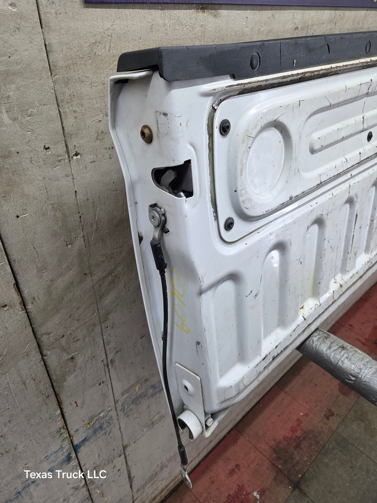 2009-2018 Dodge Ram 4th Gen 1500 2500 3500 Tailgate
