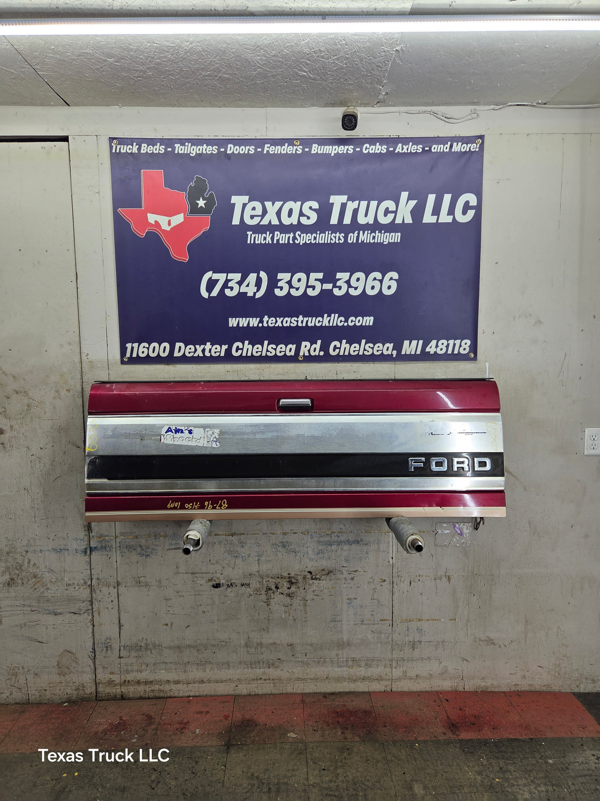 1980-1986 Bullnose / Bricknose / OBS Ford F100 F150 F250 F350 Tailgate