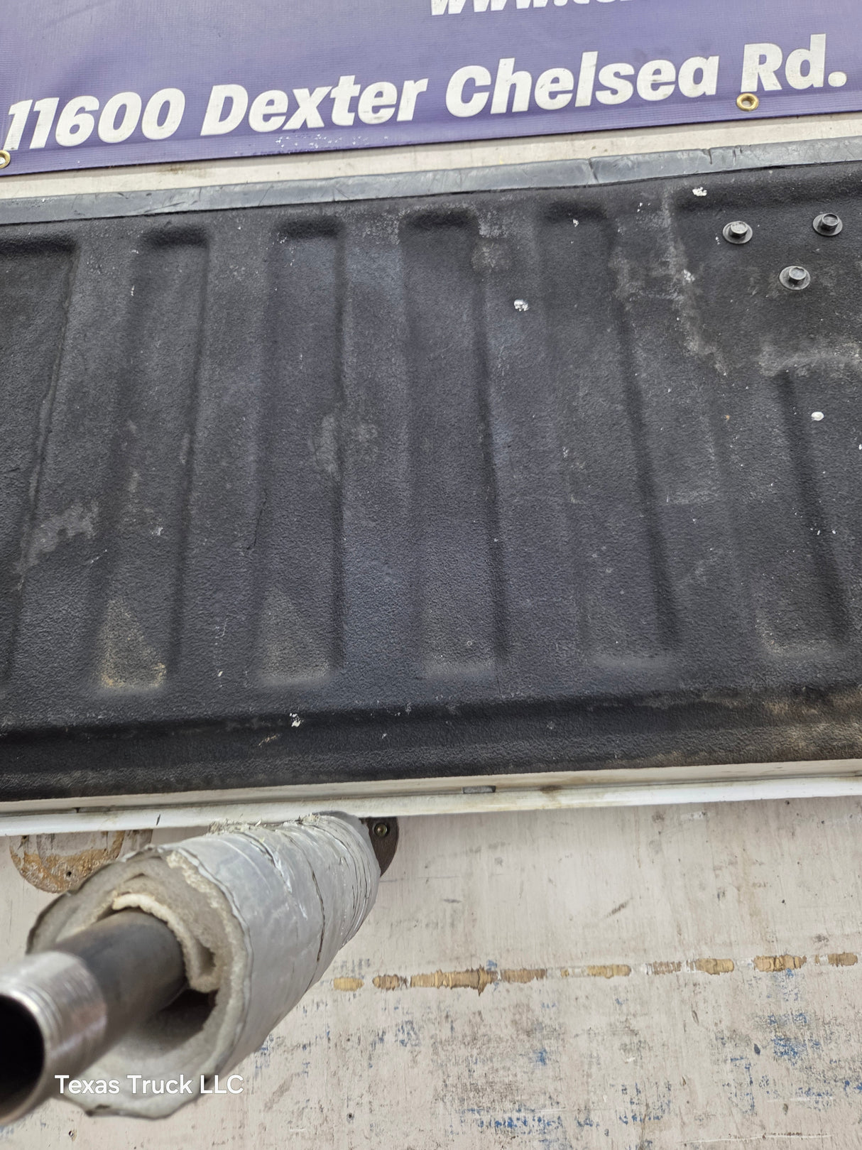 1999-2007 Chevrolet Silverado / GMC Sierra 1500 2500 3500 Tailgate