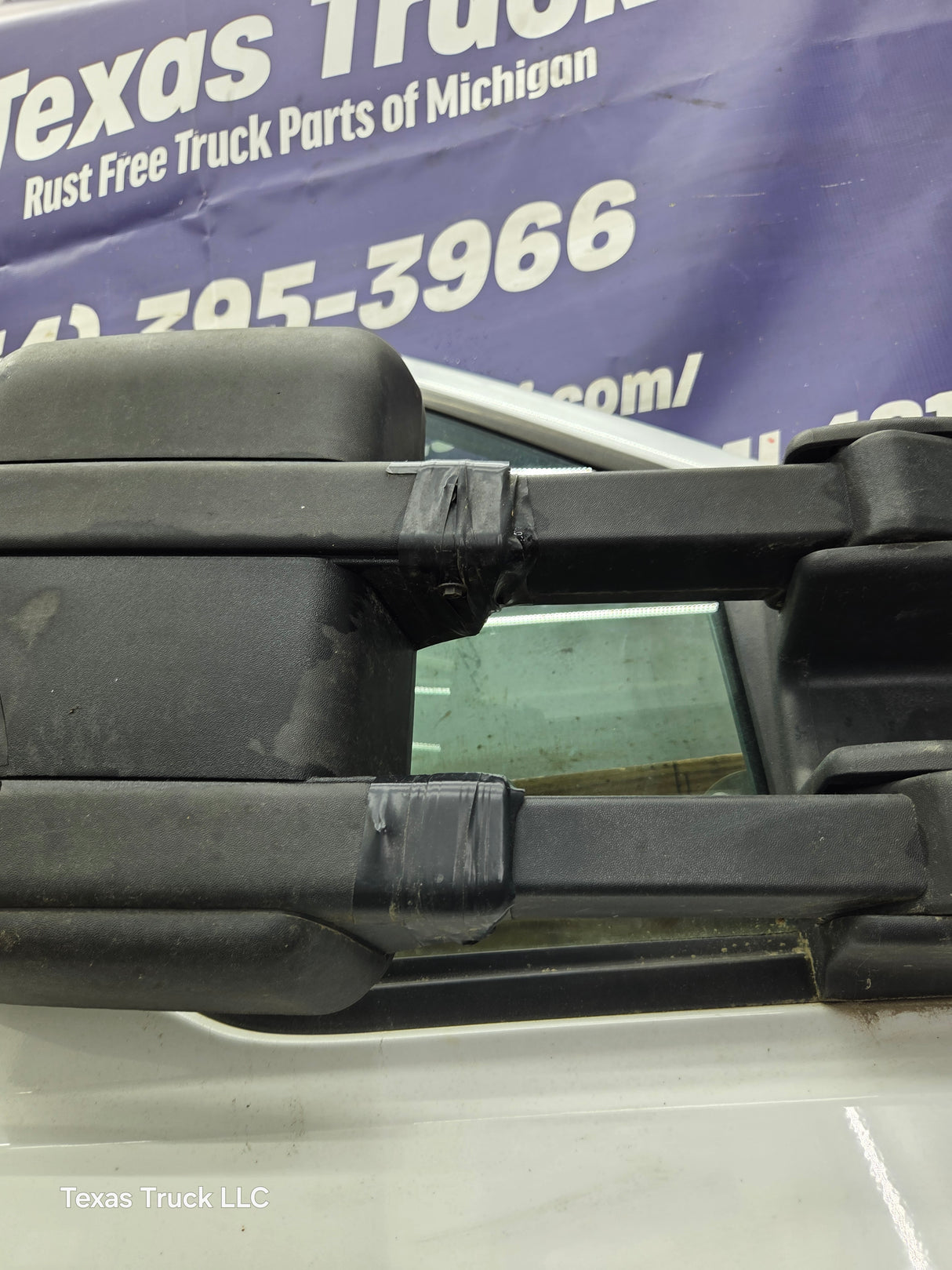 2012-2016 Ford Super Duty RH Passenger Side Front Door F250 F350 F450 F550