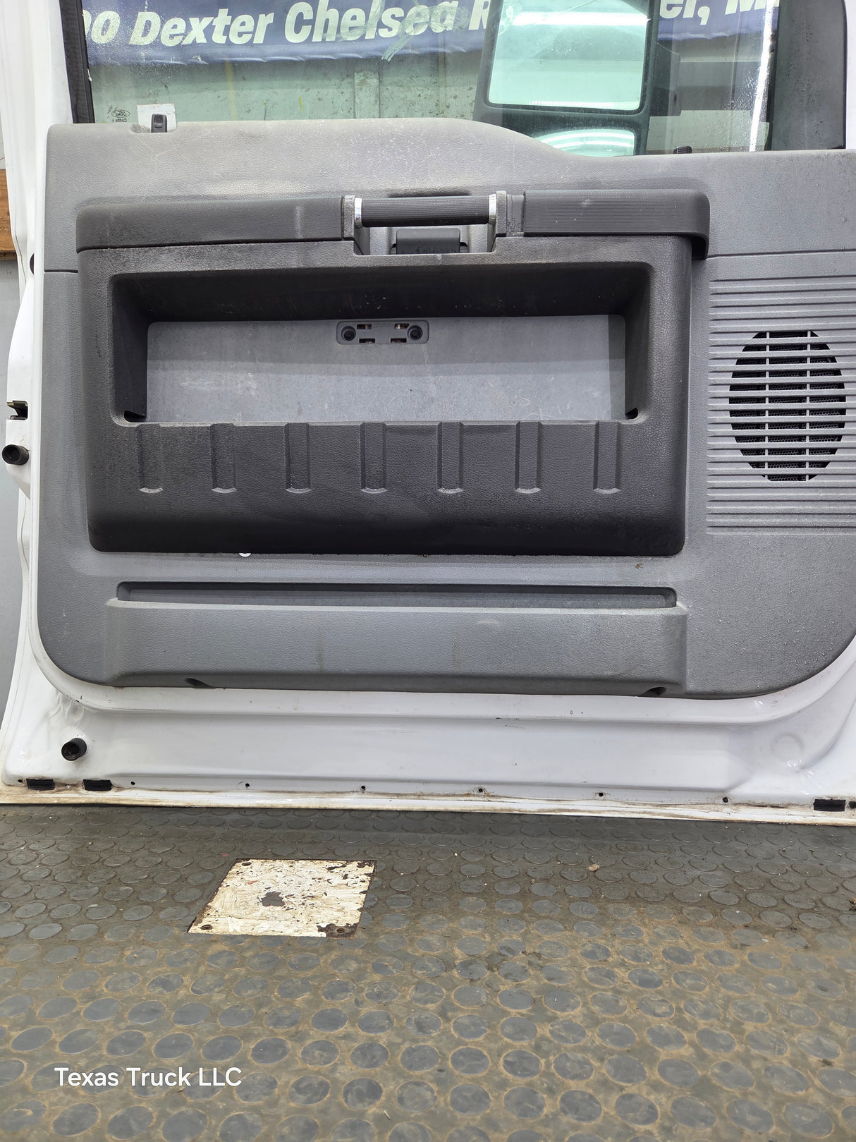 2012-2016 Ford Super Duty LH Driver Side Front Door F250 F350 F450 F550