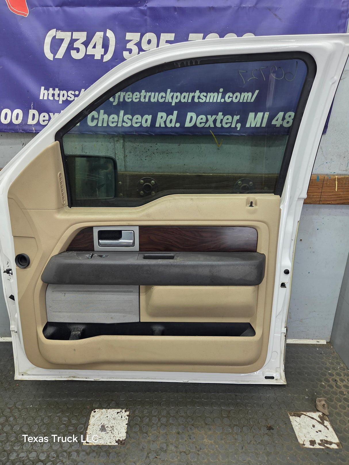 2004-2008 Ford F150 Extended/Regular Cab Passenger Side Front Door RH