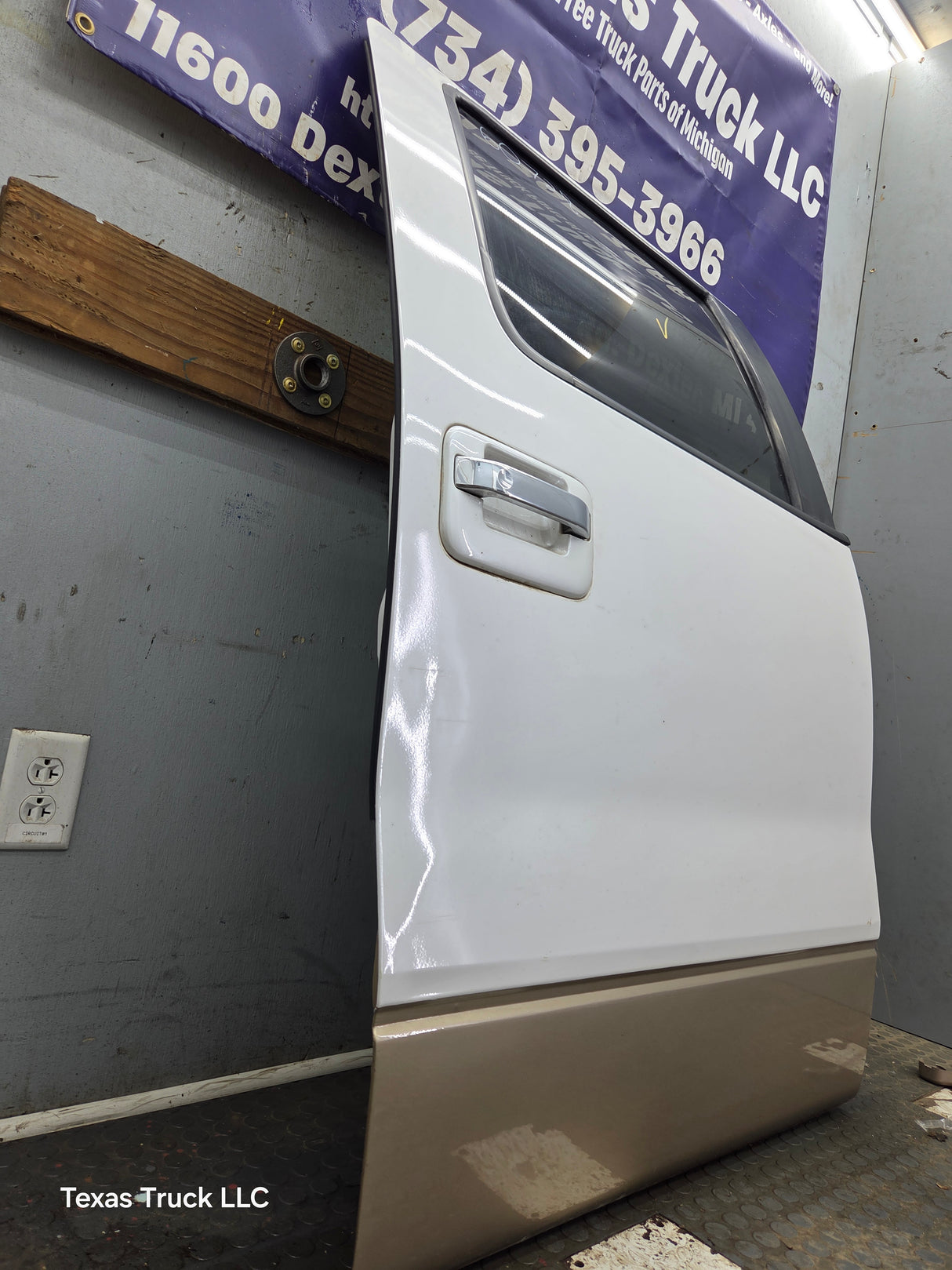 2004-2008 Ford F150 Rear Passenger Crew Cab Door