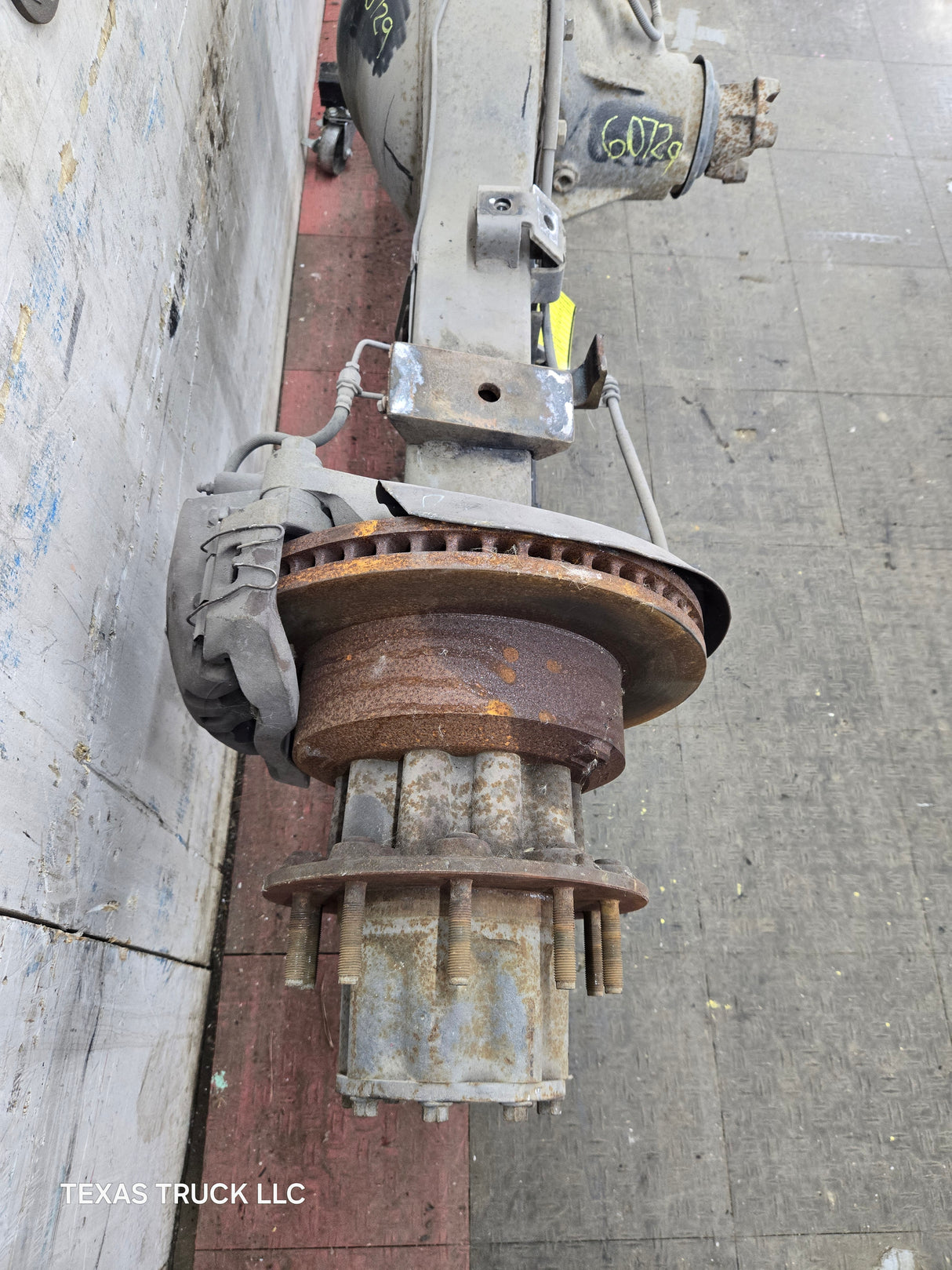 2005-2016 Ford F450 F550 Super Duty Rear Axle 4.30 Gear Ratio DRW