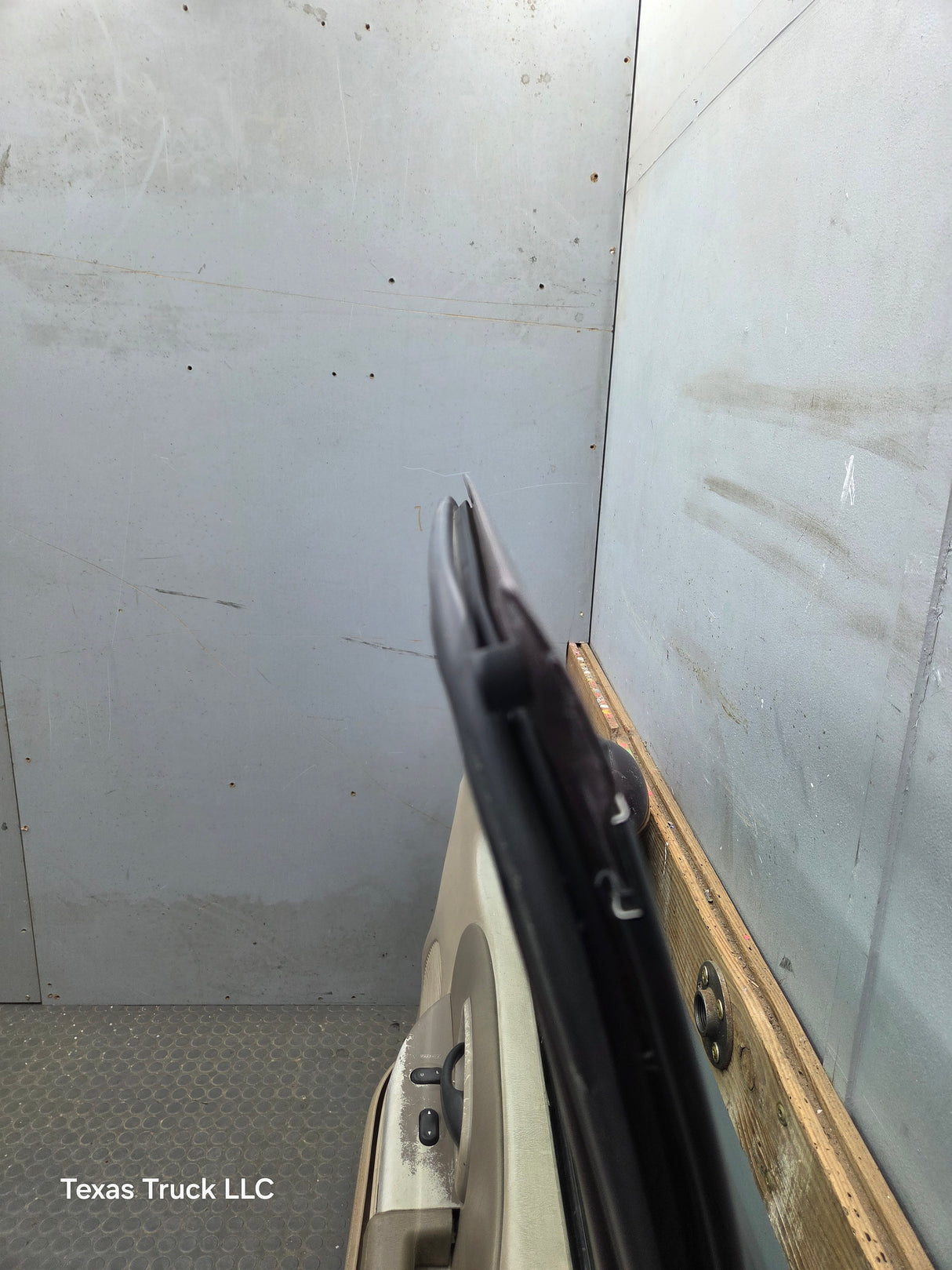 1997-2003 Ford F150 Passenger Side RH Front Door