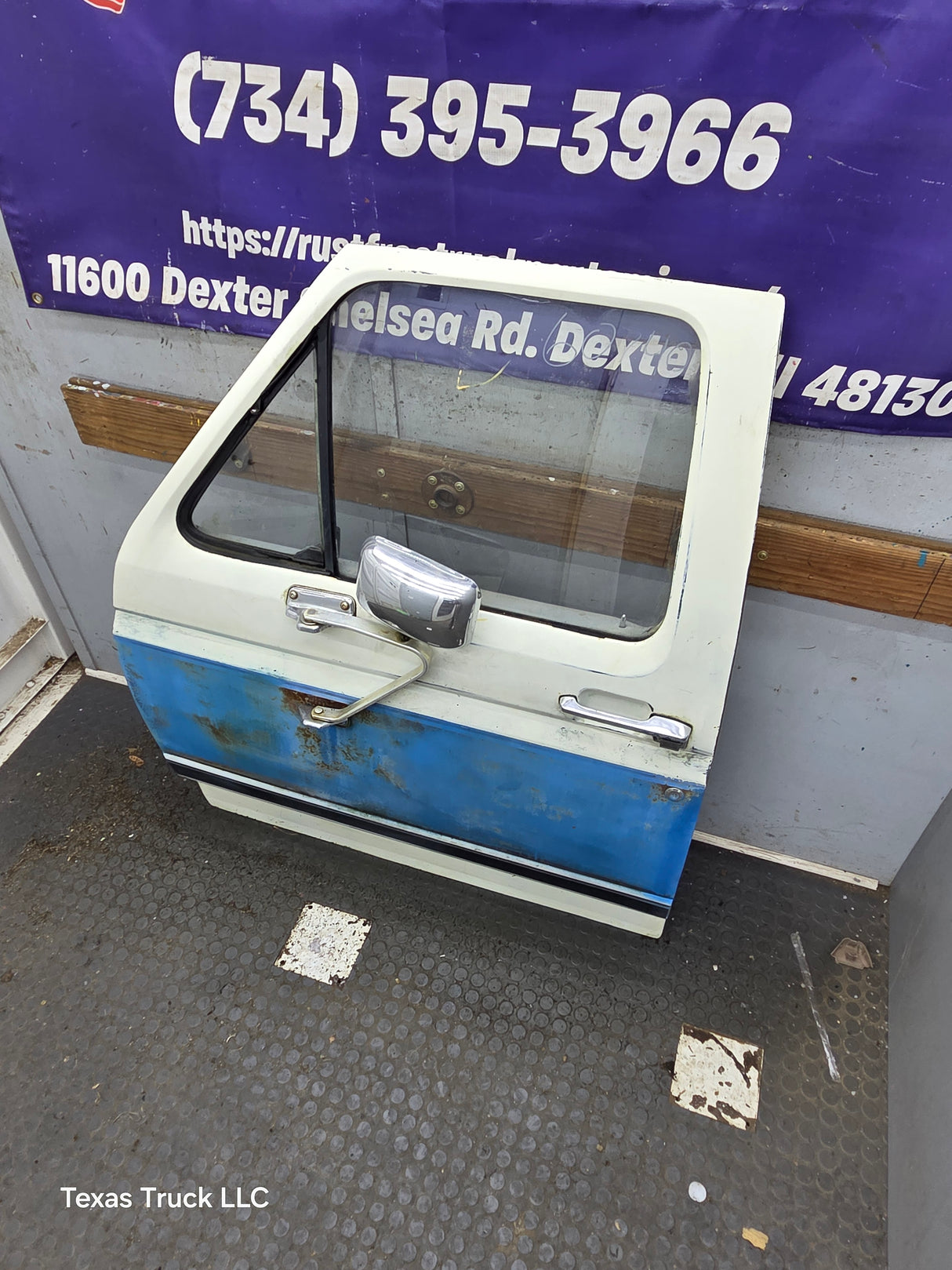 1973-1979 Ford F100 F150 F250 F350 LH Driver Side Front Door
