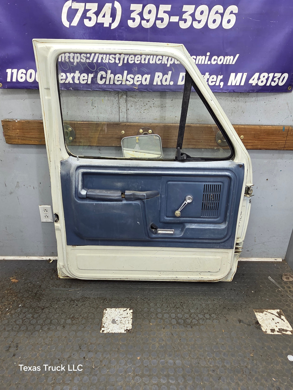 1973-1979 Ford F100 F150 F250 F350 LH Driver Side Front Door