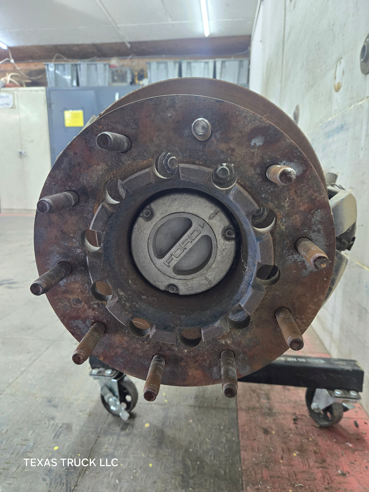 2005-2016 Ford F450 F550 Super Duty Front Axle 4.88 Gear Ratio DRW 10 Lug