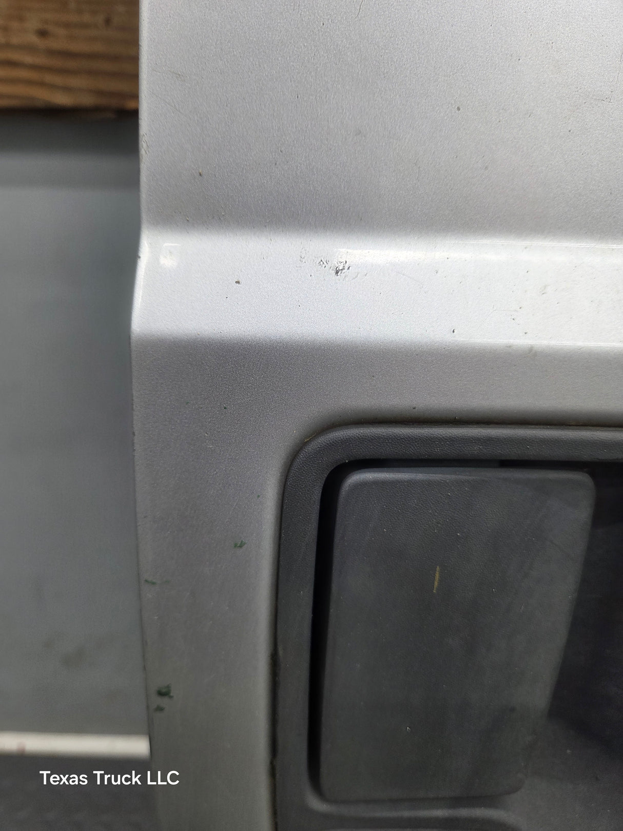 2012-2016 Ford Super Duty RH Passenger Side Front Door F250 F350 F450 F550