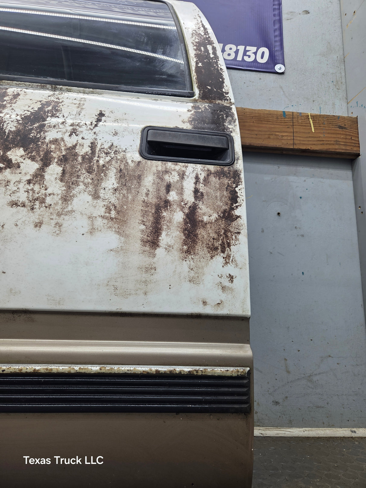 1992-2000 Chevrolet Silverado Suburban GMC Sierra K1500 K2500 K3500 Crew Cab LH Rear Driver Door