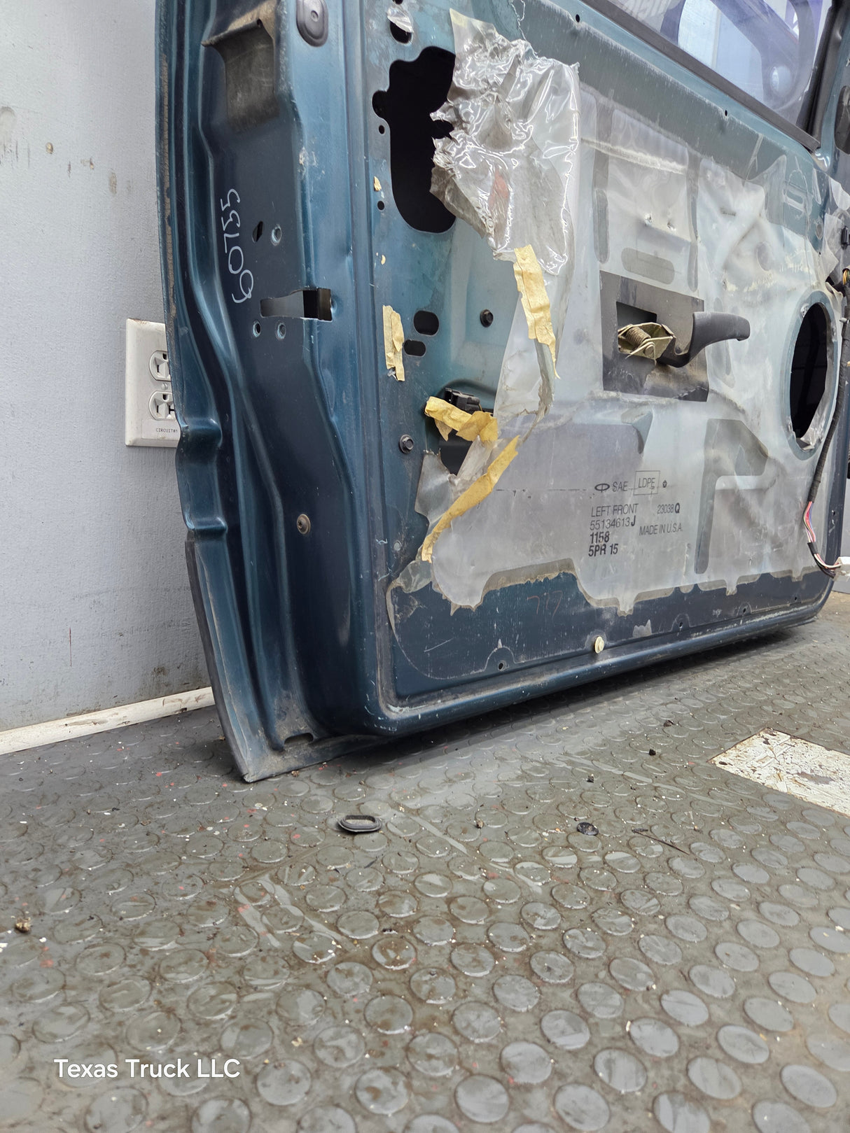 1994-2002 Dodge Ram 2nd Gen Quad Cab 4 Door Square Corner LH Driver Side Door