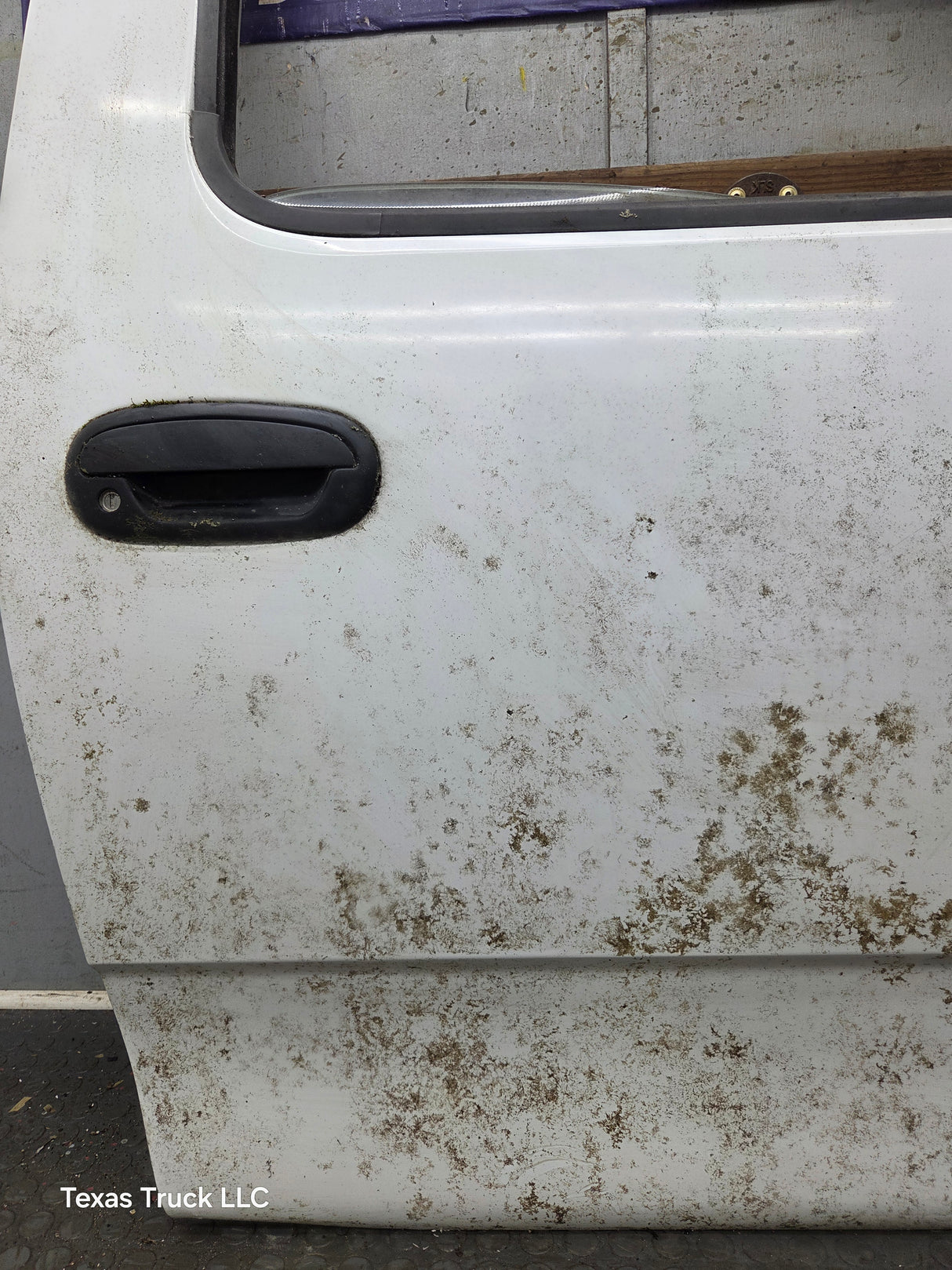 1997-2003 Ford F150 Extended / Regular Cab Passenger Side RH Front Door