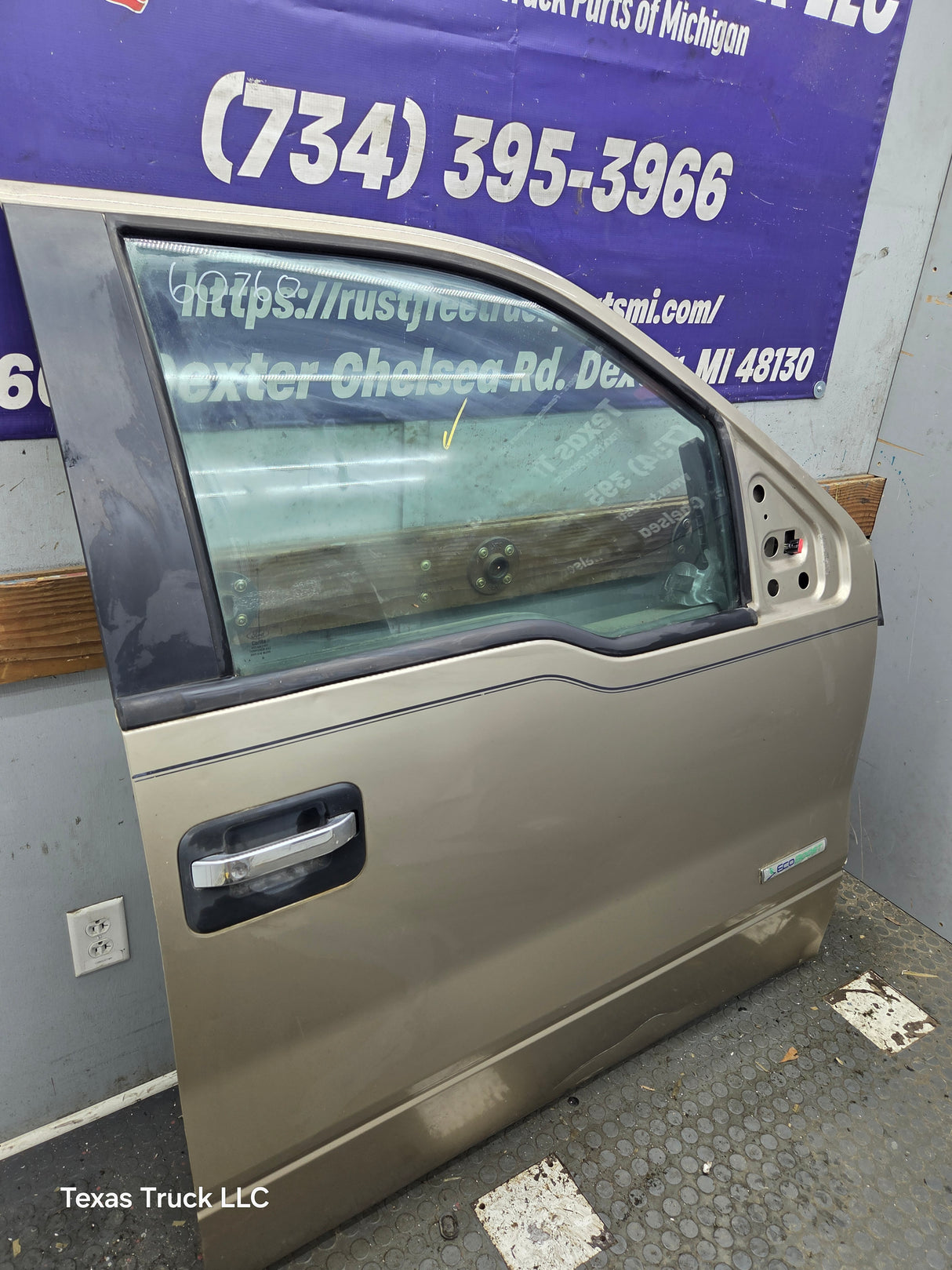 2004-2008 Ford F150 Extended/Regular Cab Passenger Side Front Door RH