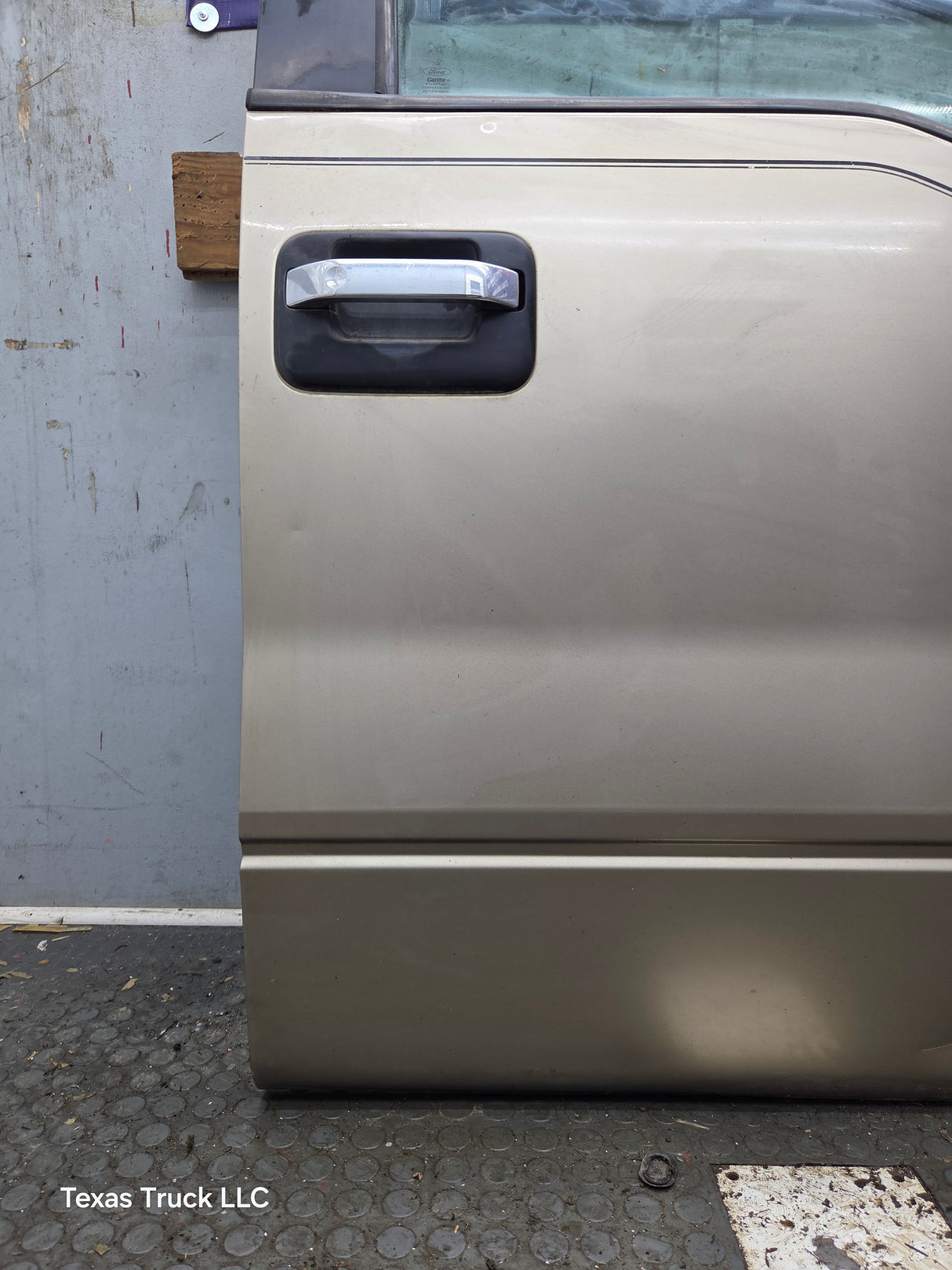 2004-2008 Ford F150 Extended/Regular Cab Passenger Side Front Door RH