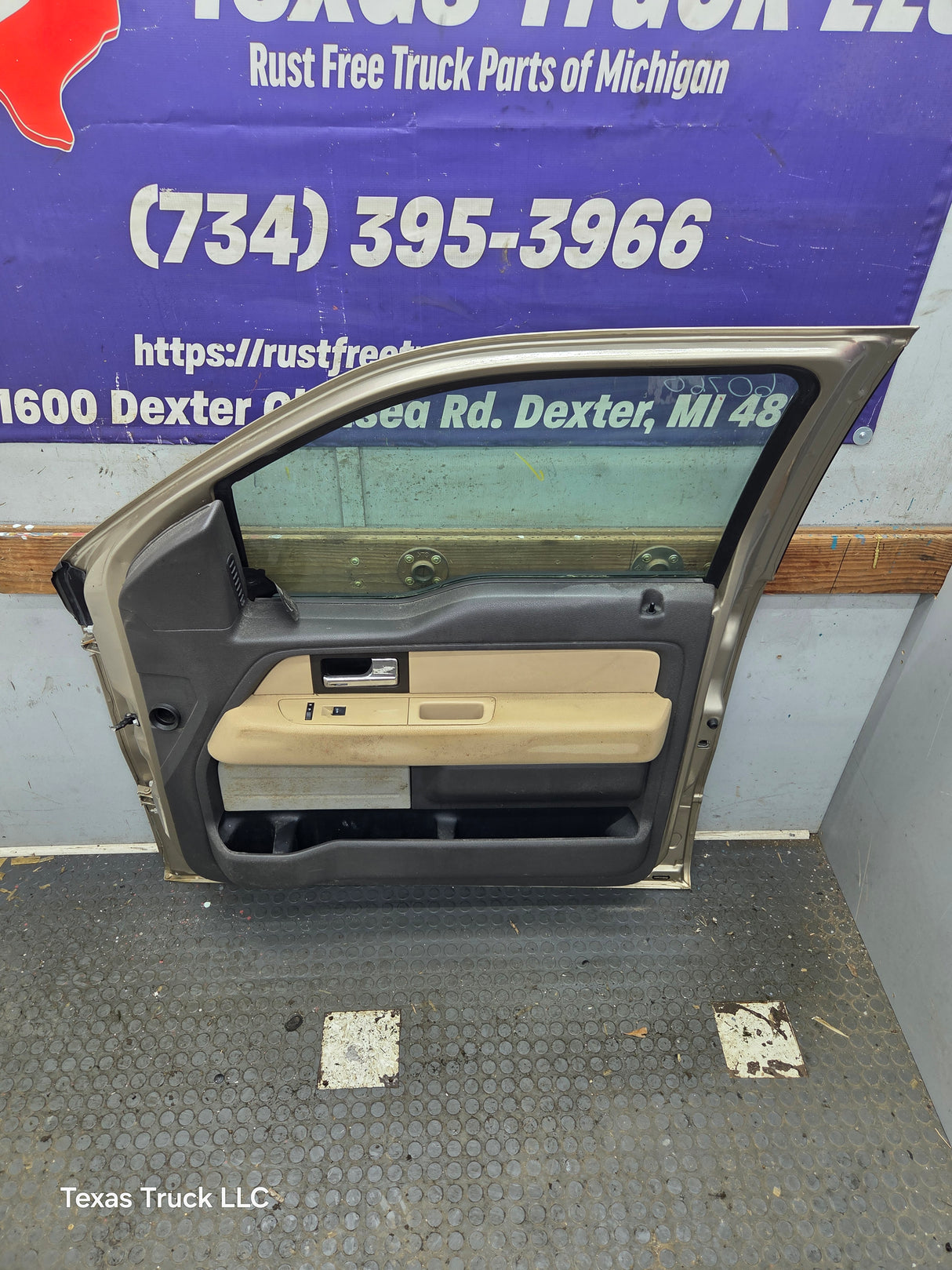 2004-2008 Ford F150 Extended/Regular Cab Passenger Side Front Door RH