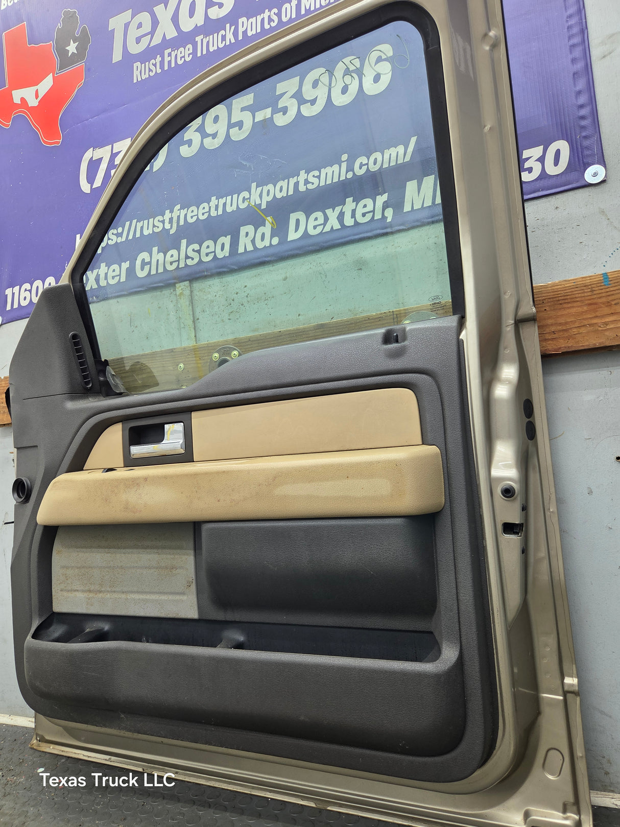 2004-2008 Ford F150 Extended/Regular Cab Passenger Side Front Door RH