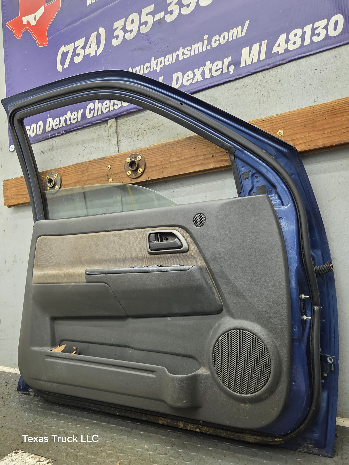 2004-2012 Chevrolet Colorado / GMC Canyon Driver Side Crew Cab Door LH