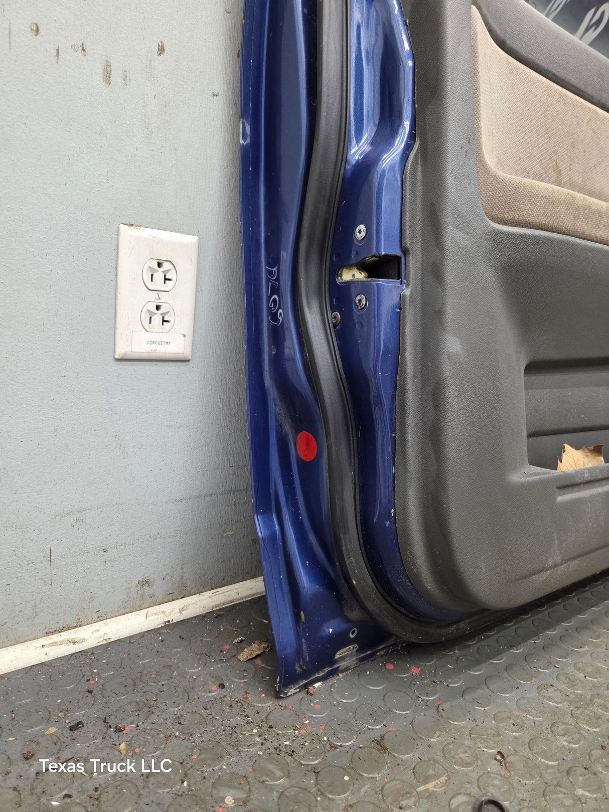 2004-2012 Chevrolet Colorado / GMC Canyon Driver Side Crew Cab Door LH