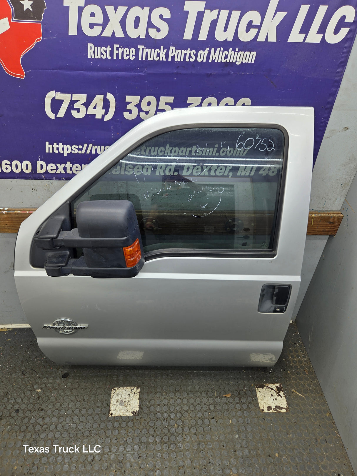 2012-2016 Ford Super Duty LH Driver Side Front Door F250 F350 F450 F550