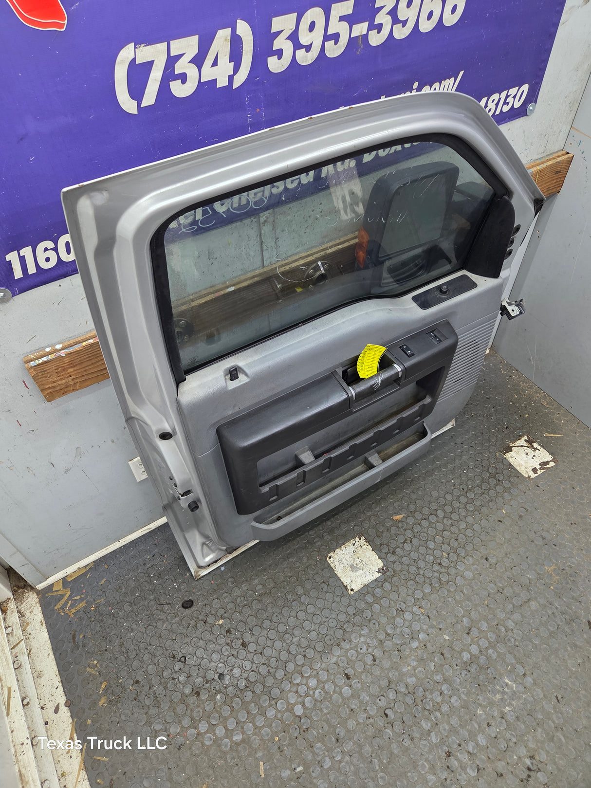 2012-2016 Ford Super Duty LH Driver Side Front Door F250 F350 F450 F550