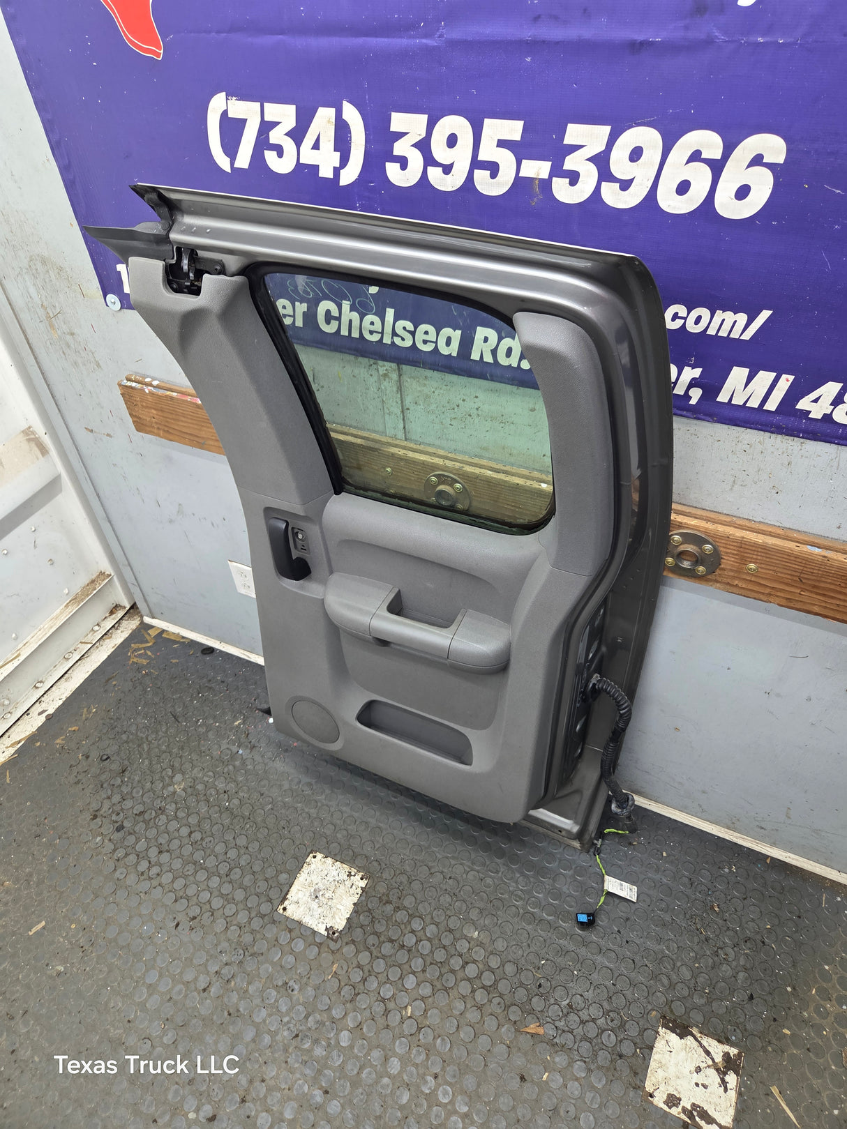 2007-2013 Chevrolet Silverado / GMC Sierra 1500 2500 3500 HD Passenger side Extended Cab RH Rear Door