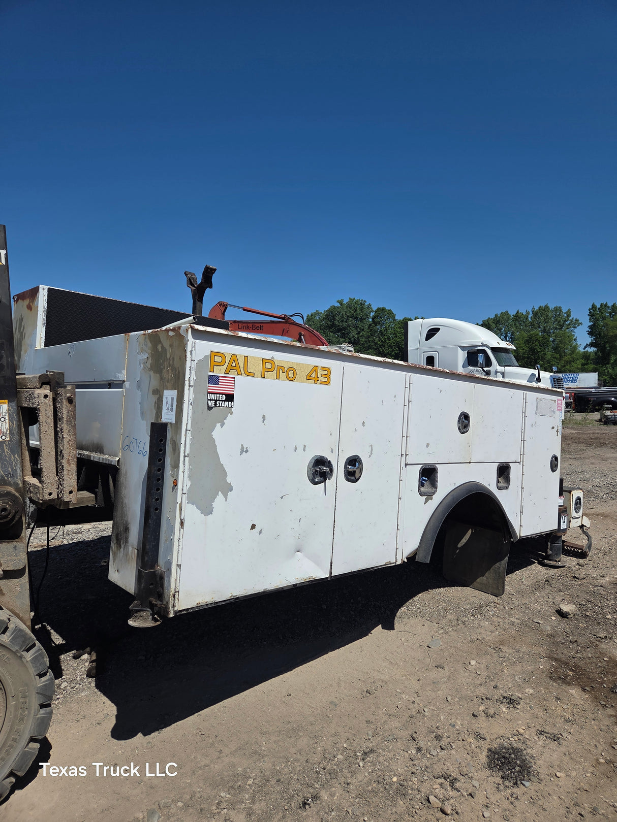 11' Steel Utility Crane Service Body For Dual Rear Wheel Utility Bed Universal